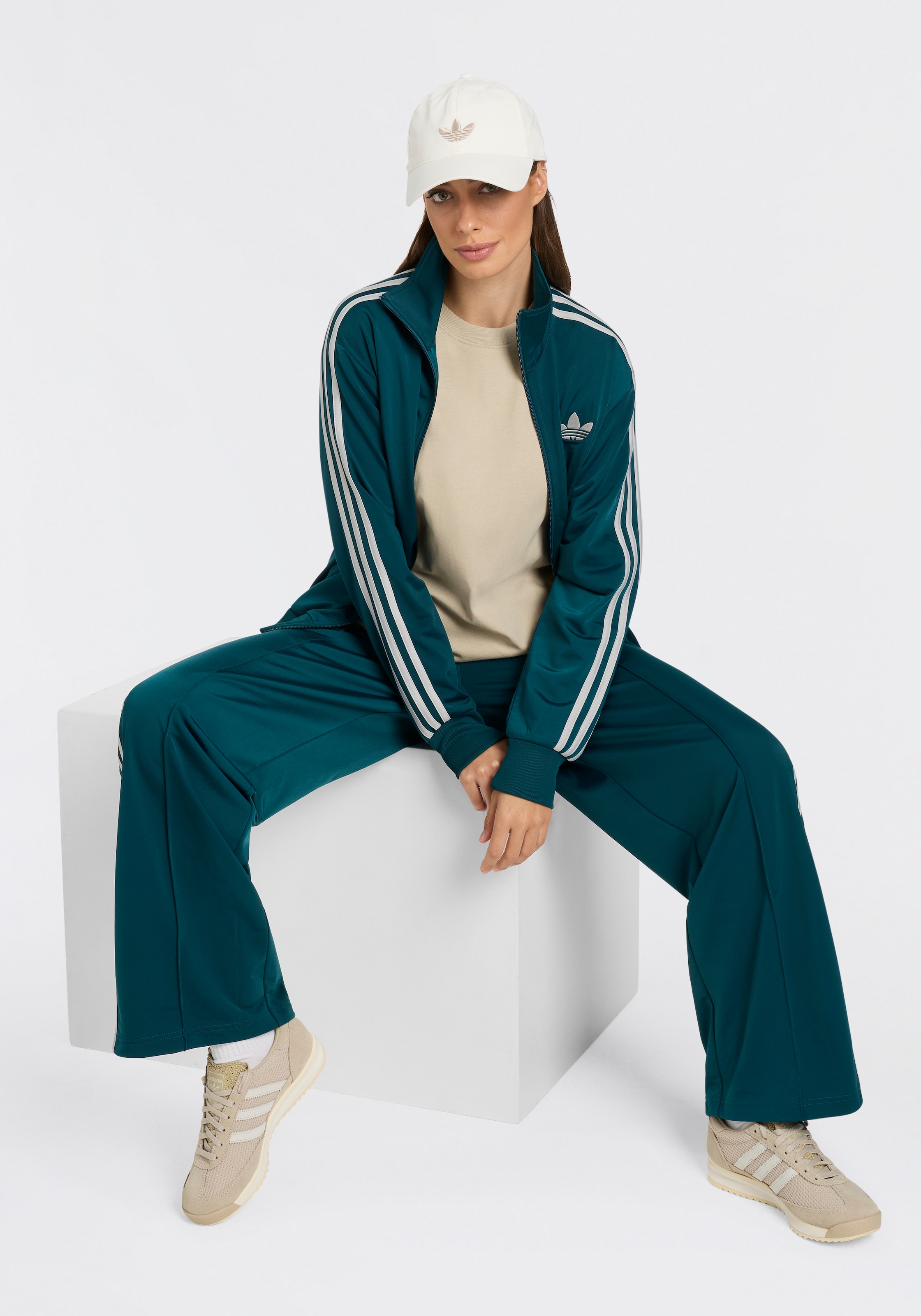 adidas Originals Pantalon de sport »FIREBIRD LOOSE«  pantalon de sport Firebird Loose, coupe décontractée