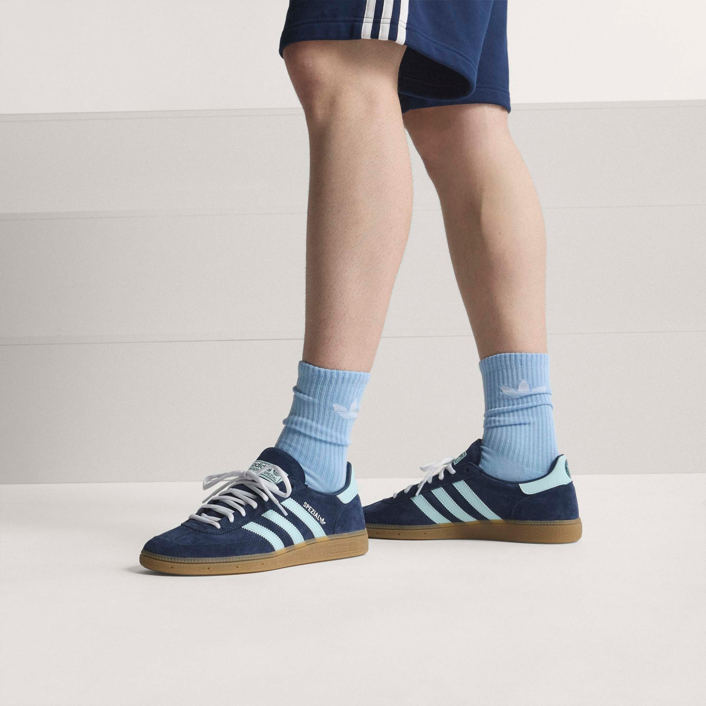 adidas Performance Sneaker »HANDBALL SPEZIAL«  Deutschland, Spanien, Italien, Argentinien, Japan, Jamaika, Mexiko,   WM 2026 Edition (Länderschuhe)