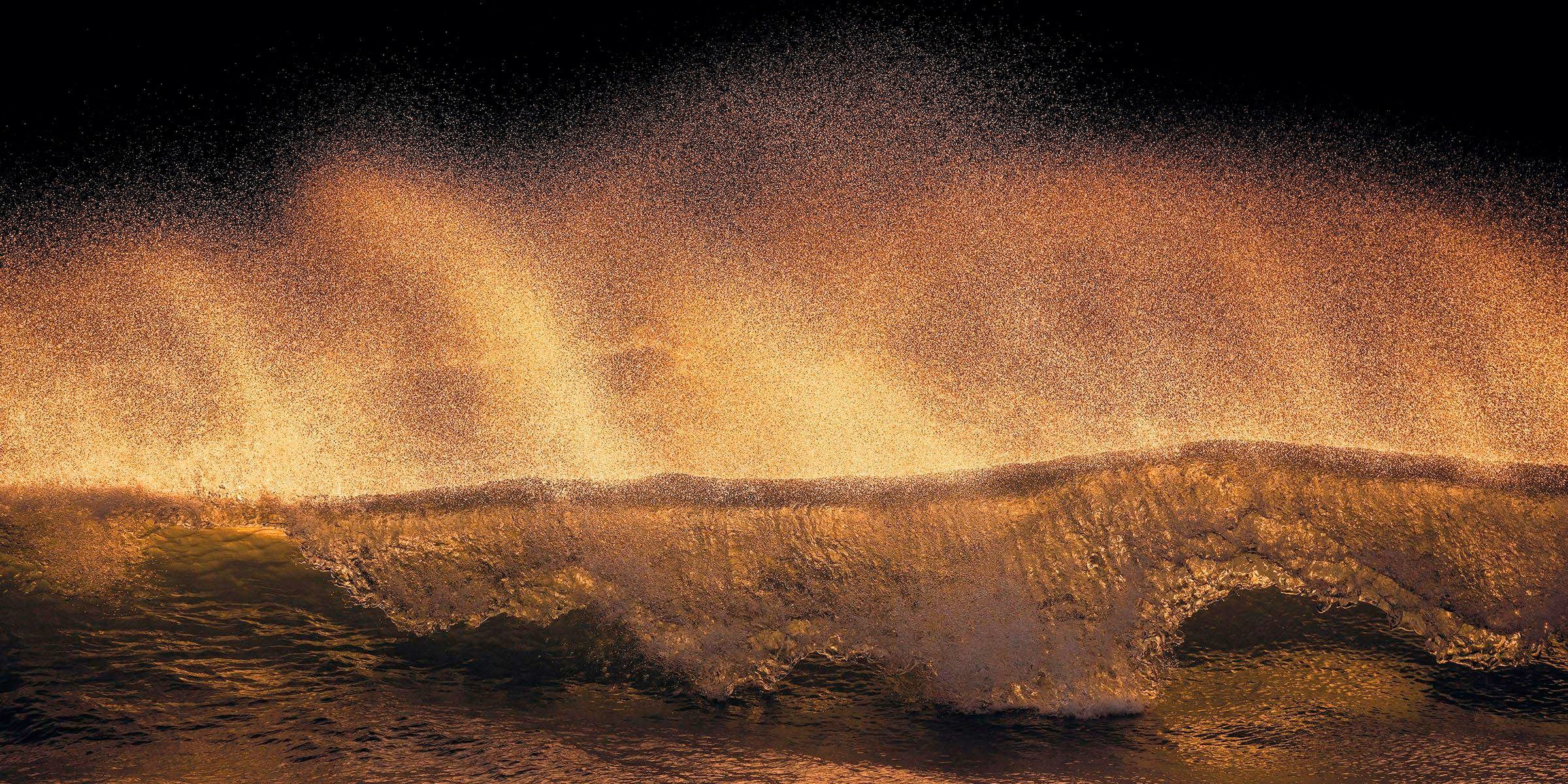 Image of Komar Vliestapete "Digitaldruck Vlies - Golden Wave - Grösse 200 x 100 cm" bedruckt glatt Wohnzimmer, Schlafzimmer