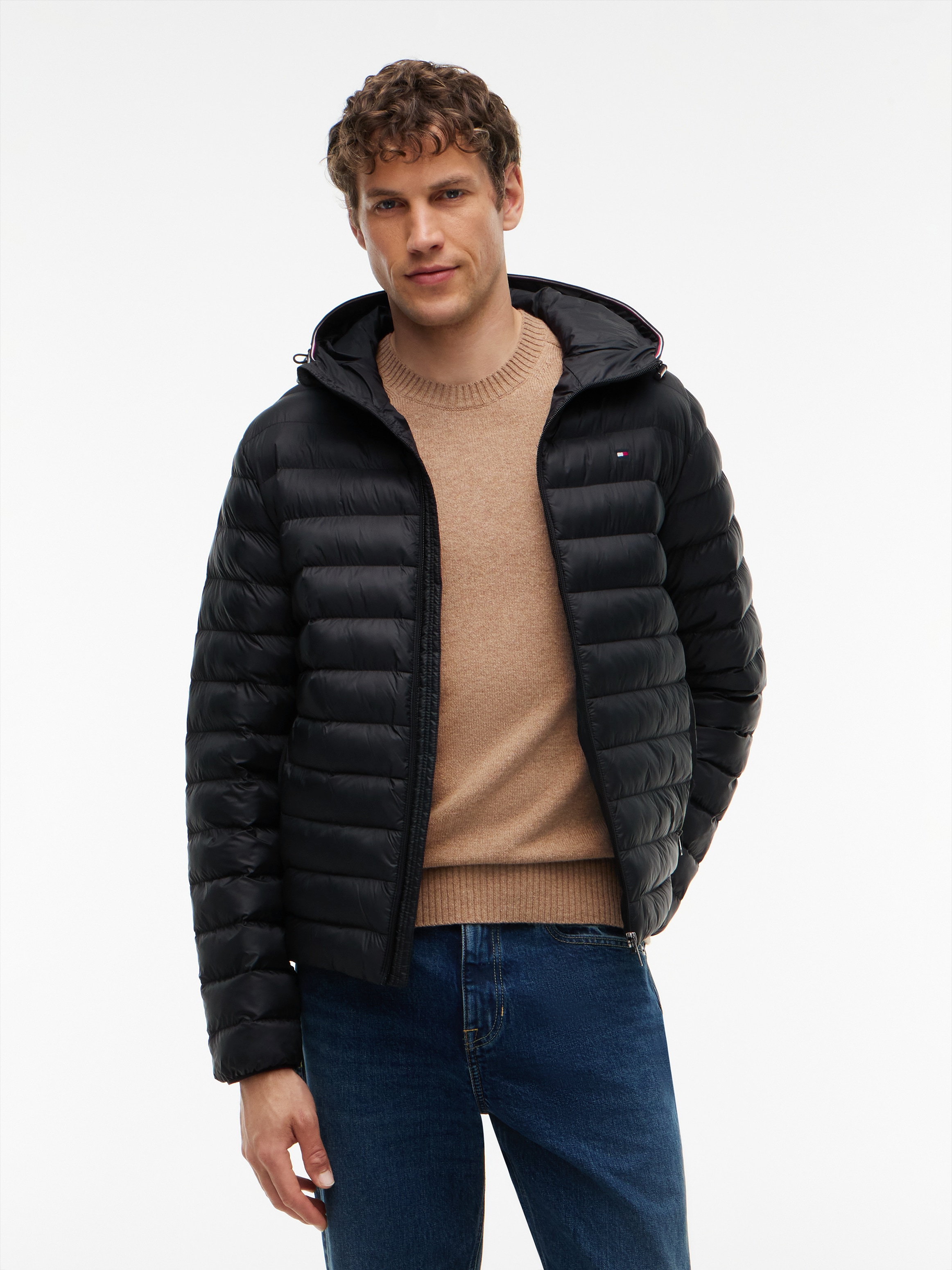 Image of Tommy Hilfiger Steppjacke "PACKABLE RECYCLED HOODED" mit Kapuze sportive Kapuze mit Global Stripe