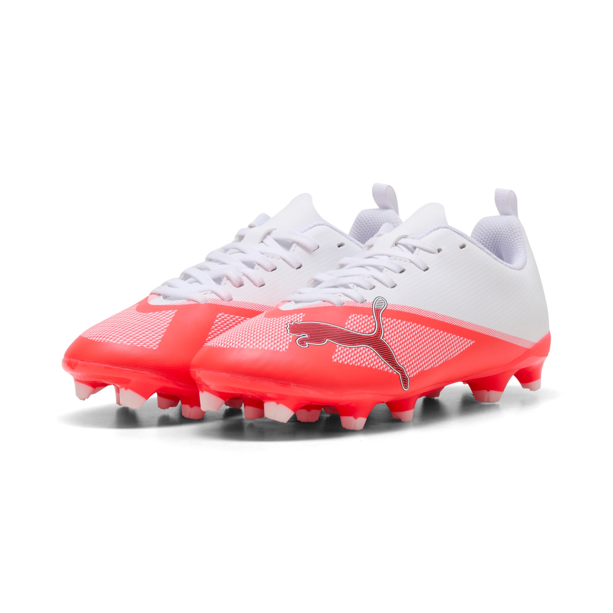 Image of PUMA Fussballschuh "ULTRA 7 PLAY FGAG JR" für Rasen- und Kunstrasenplätze