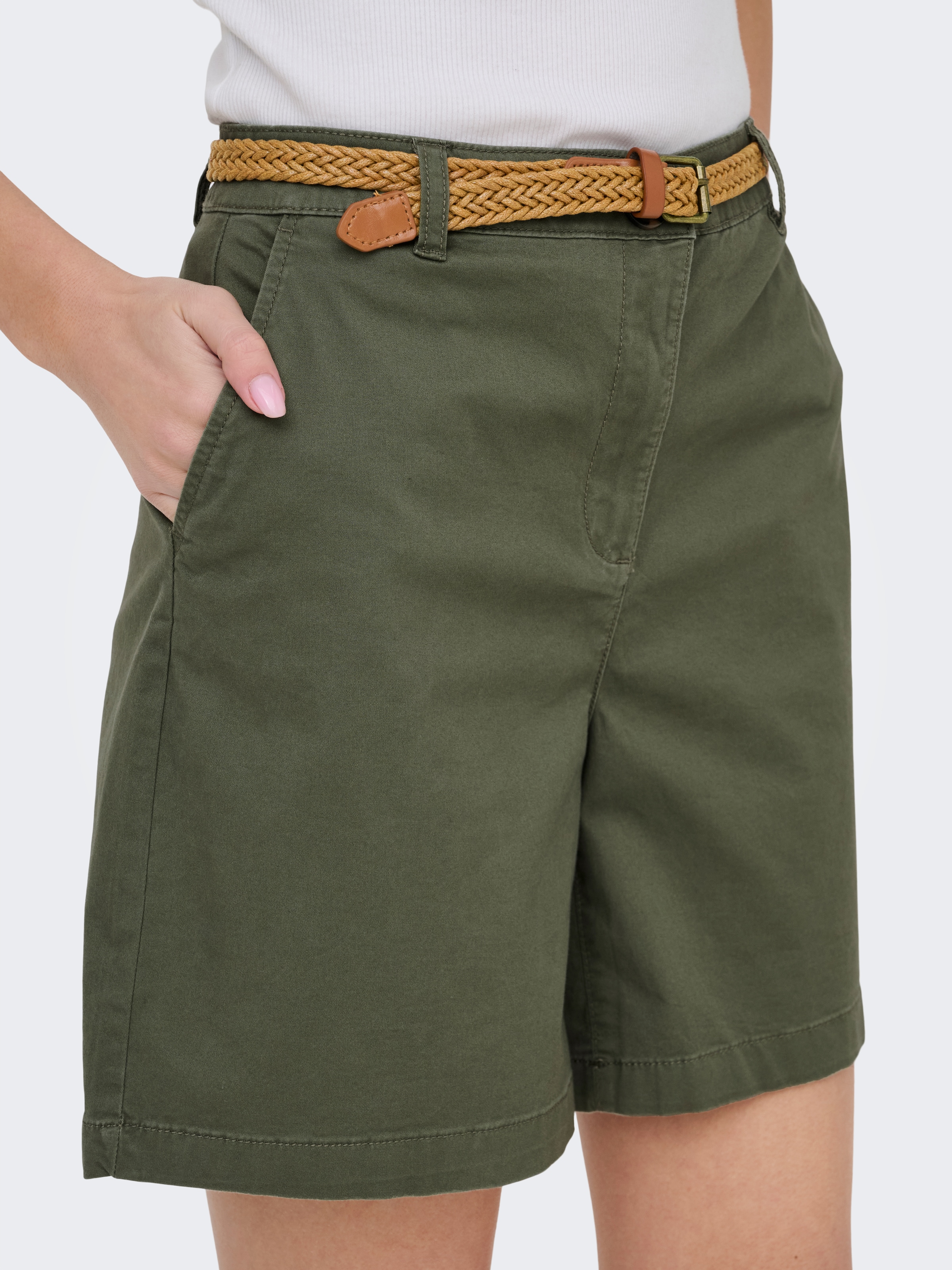 JDY Short en chino »JDYCHICAGO MW BERMUDA SHORTS WVN NOOS«  mélange coton, coupe régulière