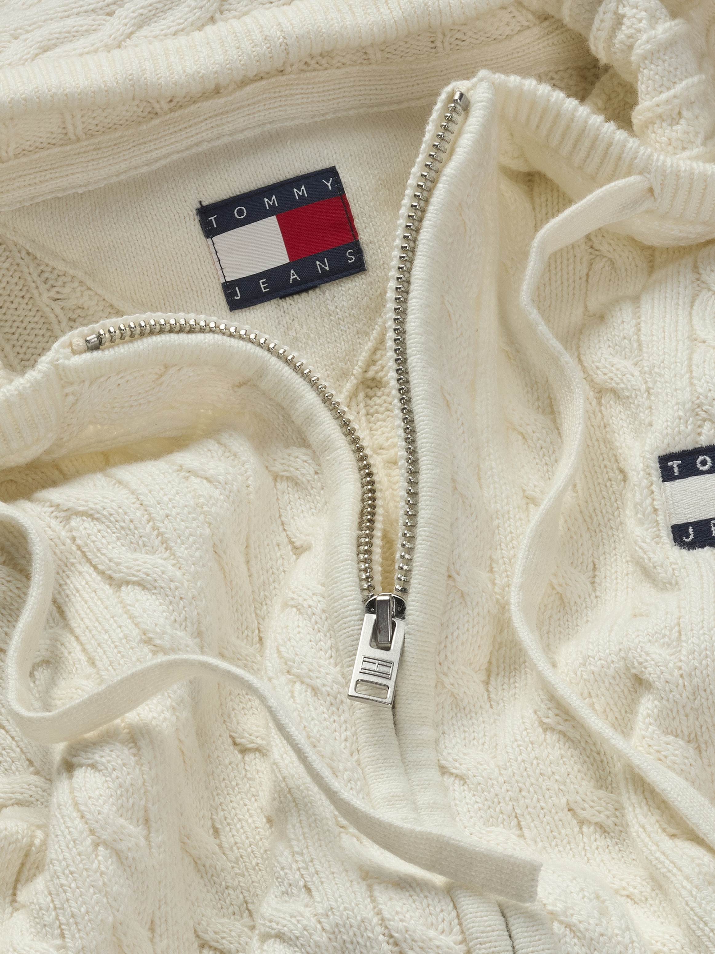 Tommy Jeans Kapuzenpullover »TJW BADGE CABL HOOD CARDIGAN EXT«, mit Zopfmuster