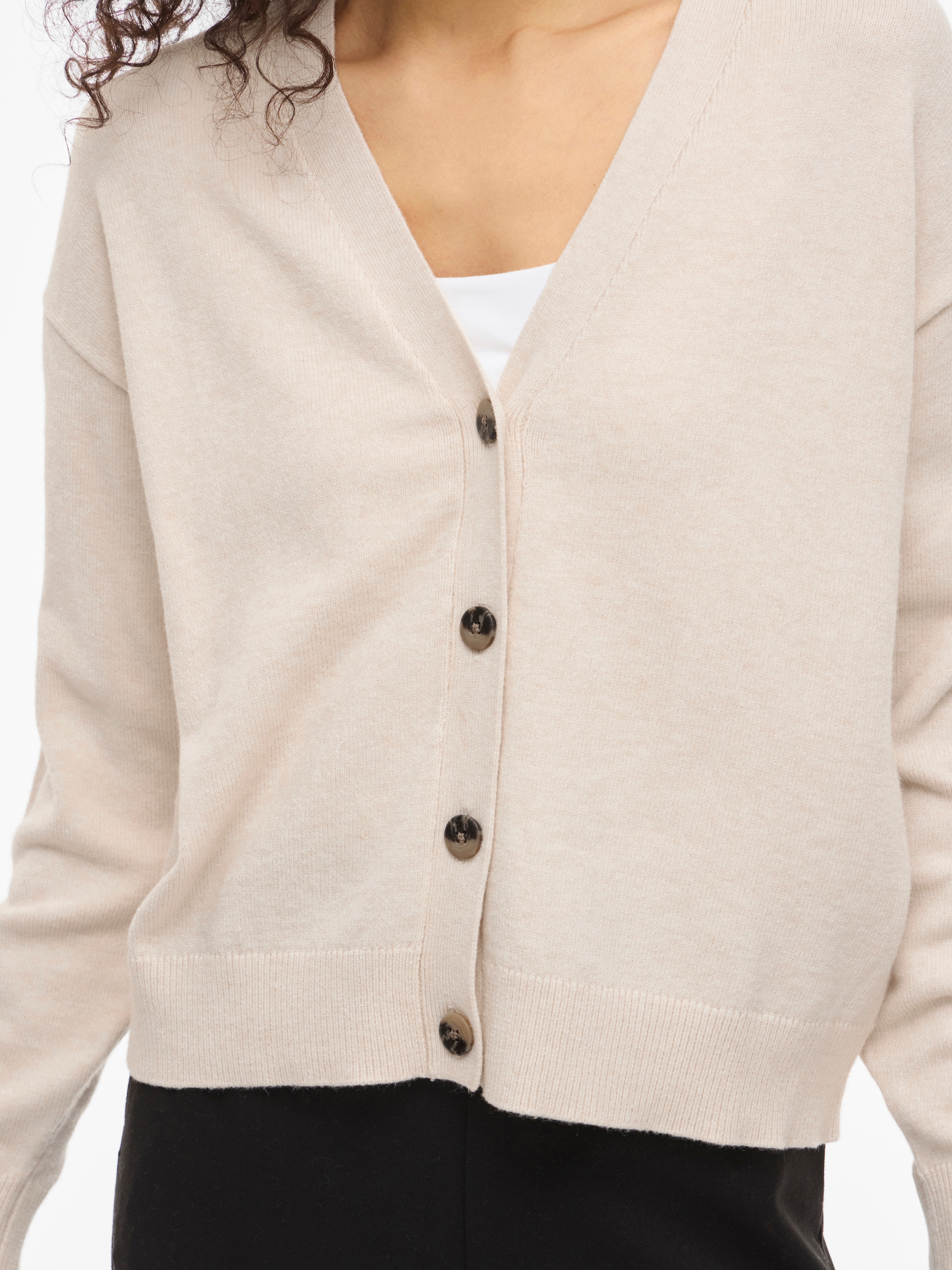 Vila Veste en tricot »VIRIL V-NECK KNIT CARDIGAN - NOOS« mélange de matériaux, coupe régulière