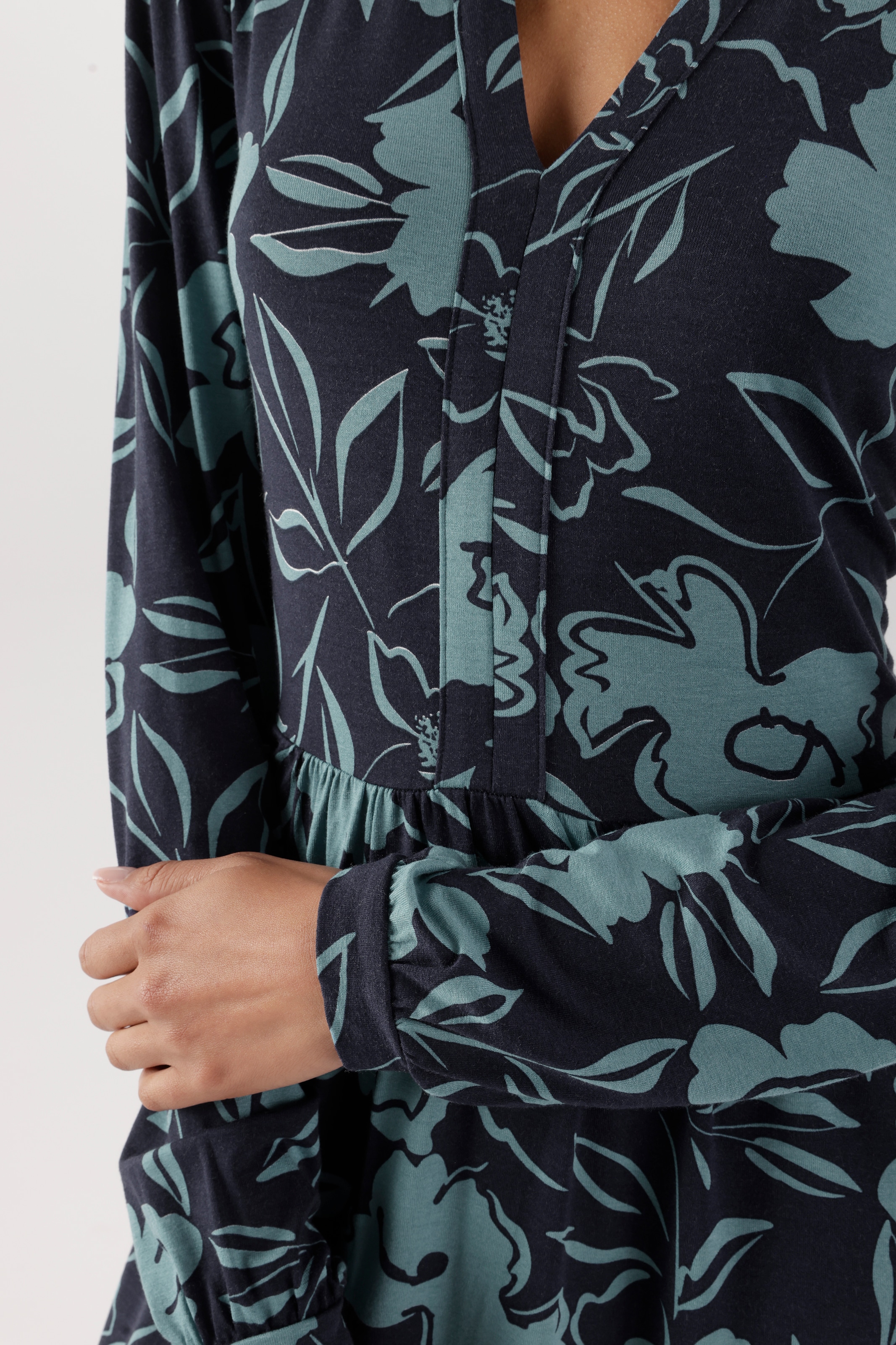 Aniston SELECTED Robe en jersey avec deux poches à prise - NOUVELLE COLLECTION