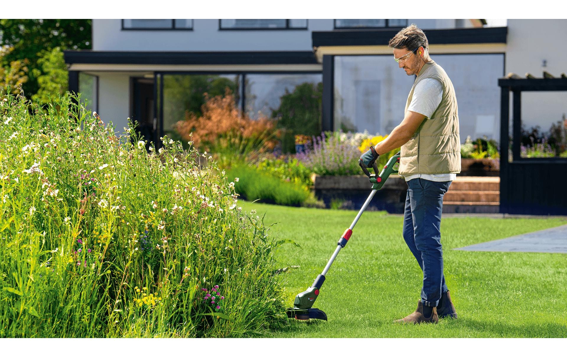 BOSCH Akku-Rasentrimmer »UniversalGrassCut 18 V-26-500 Kit«