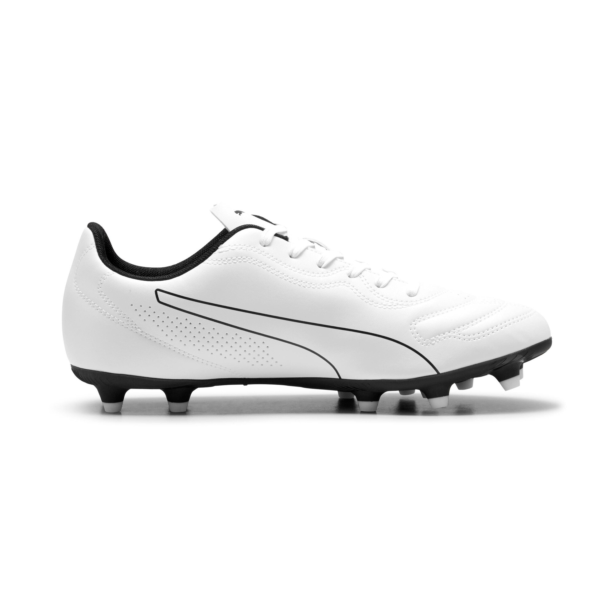 PUMA Chaussure de football »CLASSICO FG«  pour terrains en gazon, avec laçage, en synthétique
