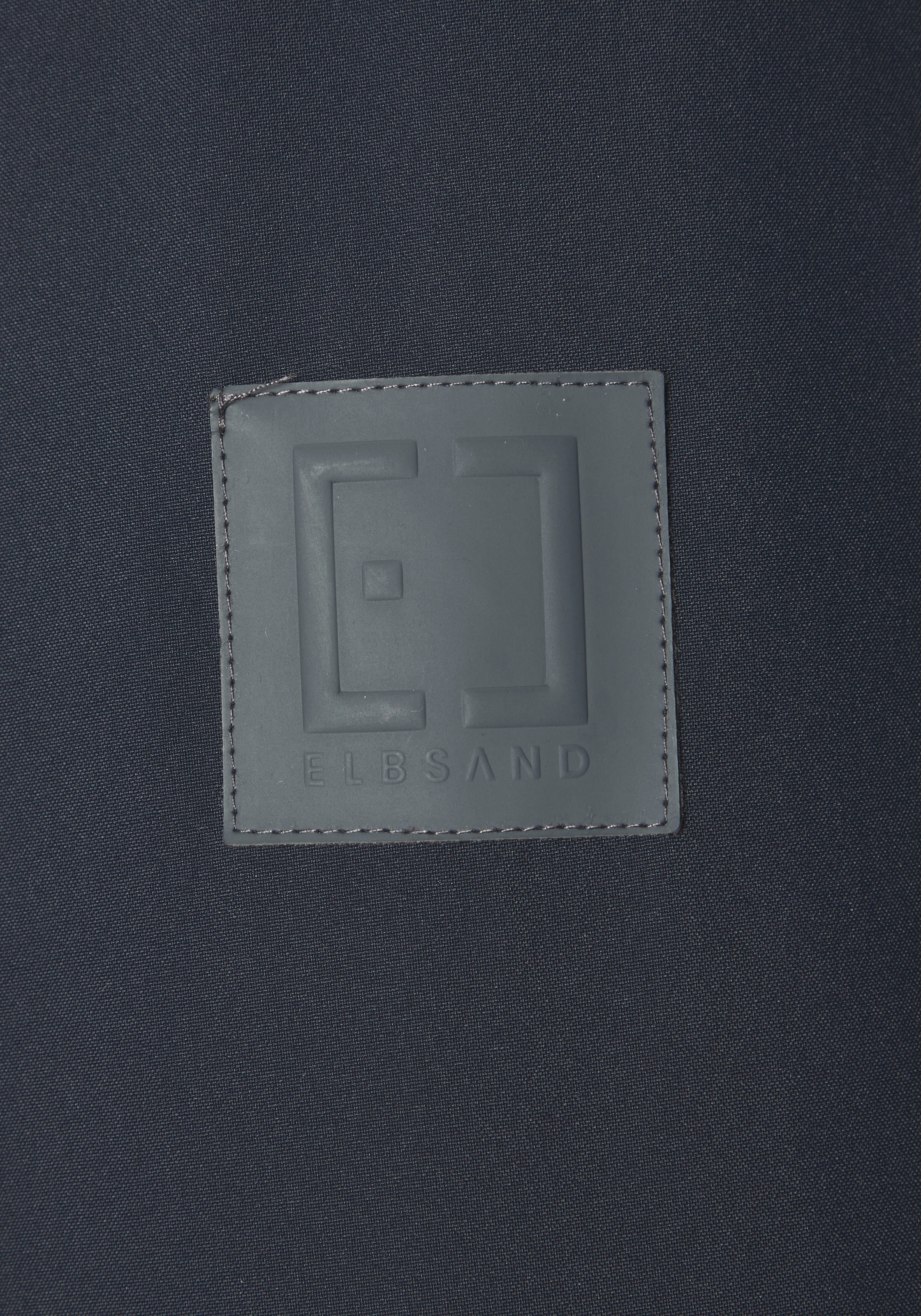 Elbsand Winterjacke mit Kapuze mit verstellbarer Kapuze und aufgesetzten Taschen