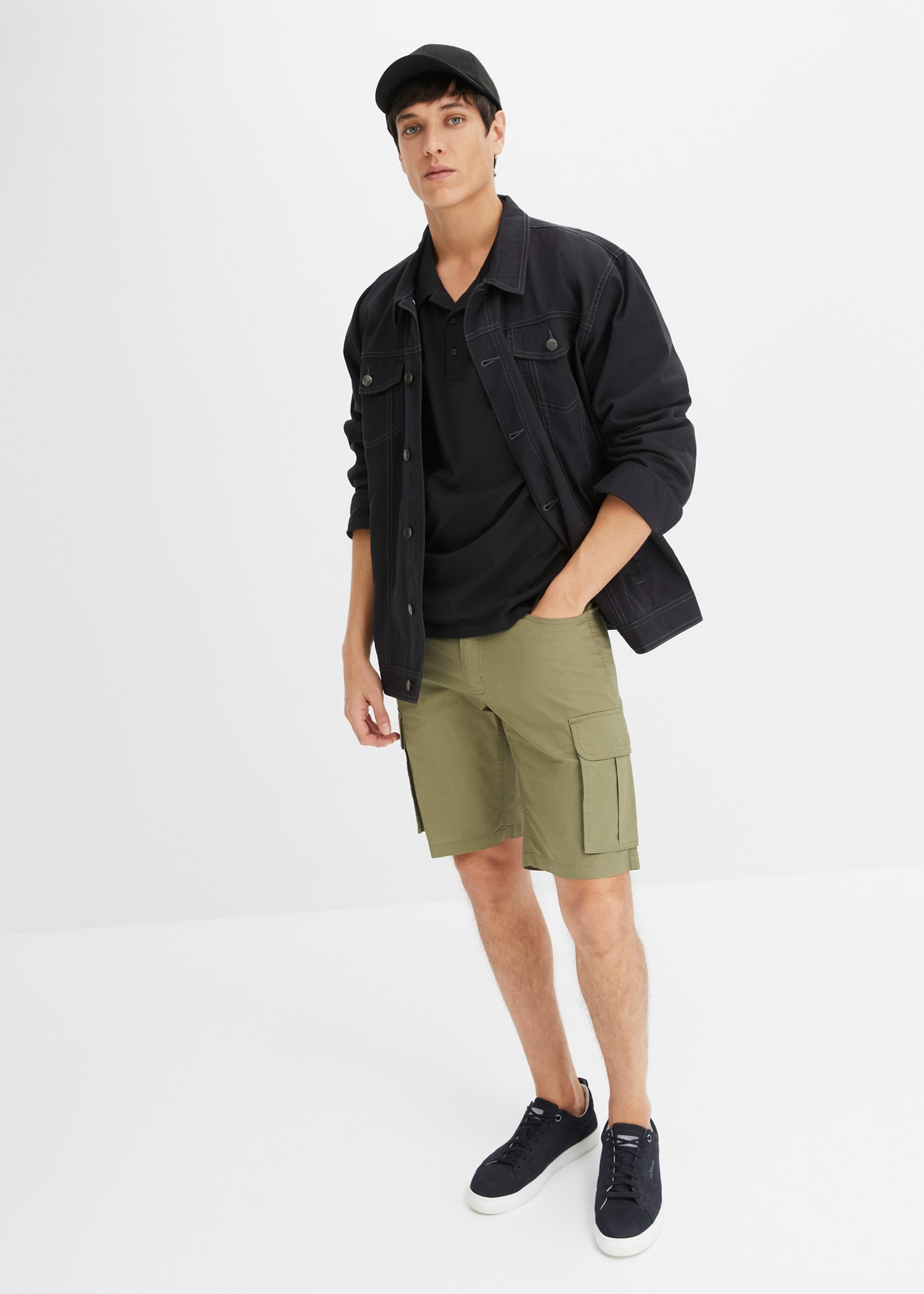 bonprix Cargobermudas  leichte Qualität, mit Stretch-Anteil, regular fit