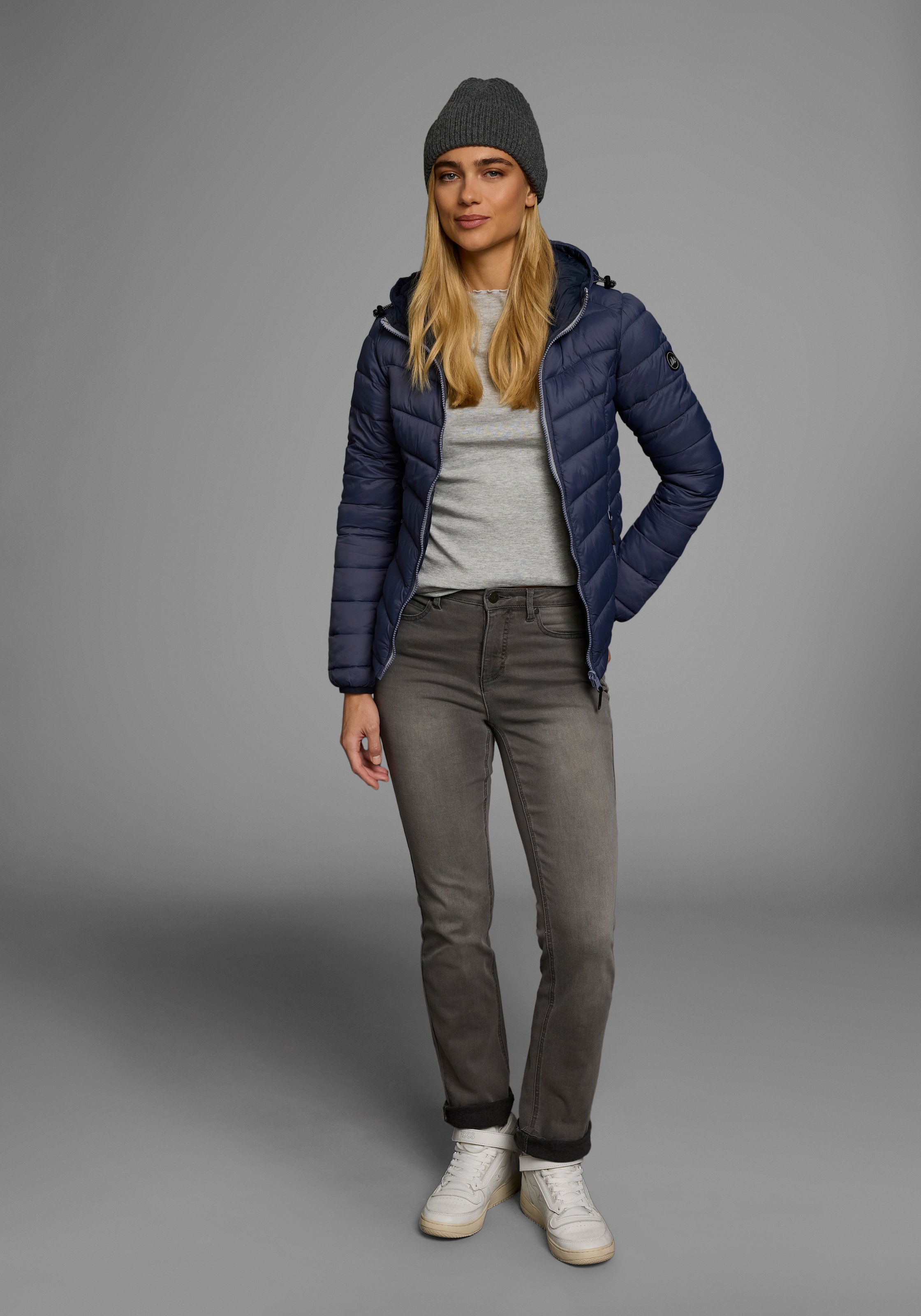 Polarino Steppjacke, mit Kapuze, für kühle Tage, aus leichtem Webmaterial, wasserabweisend