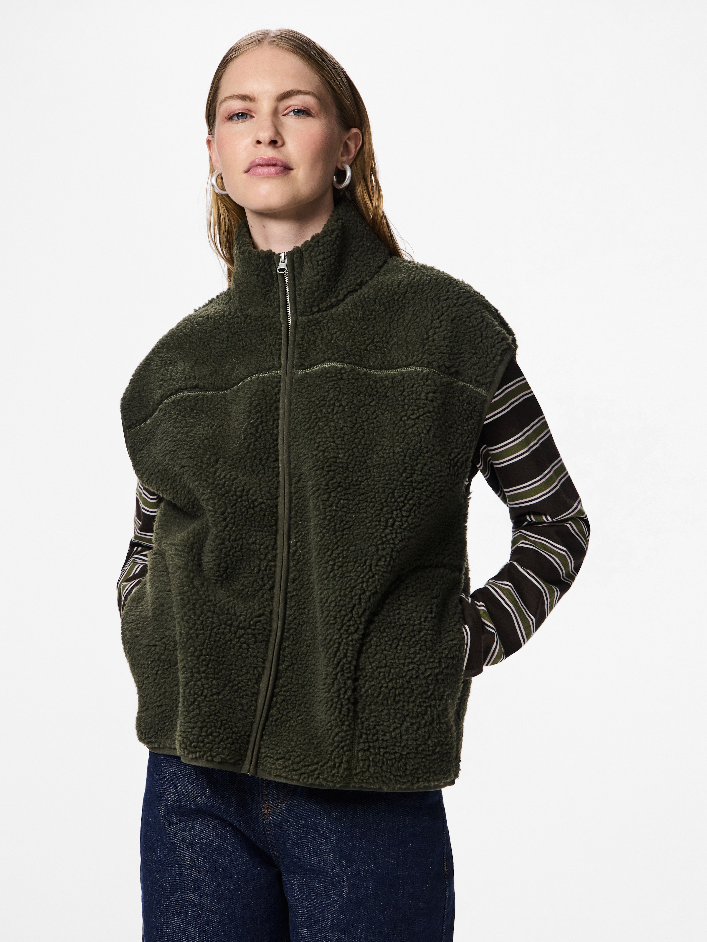 Image of pieces Plüschweste "PCSADIA TEDDY VEST NOOS BC" Kunstfaser