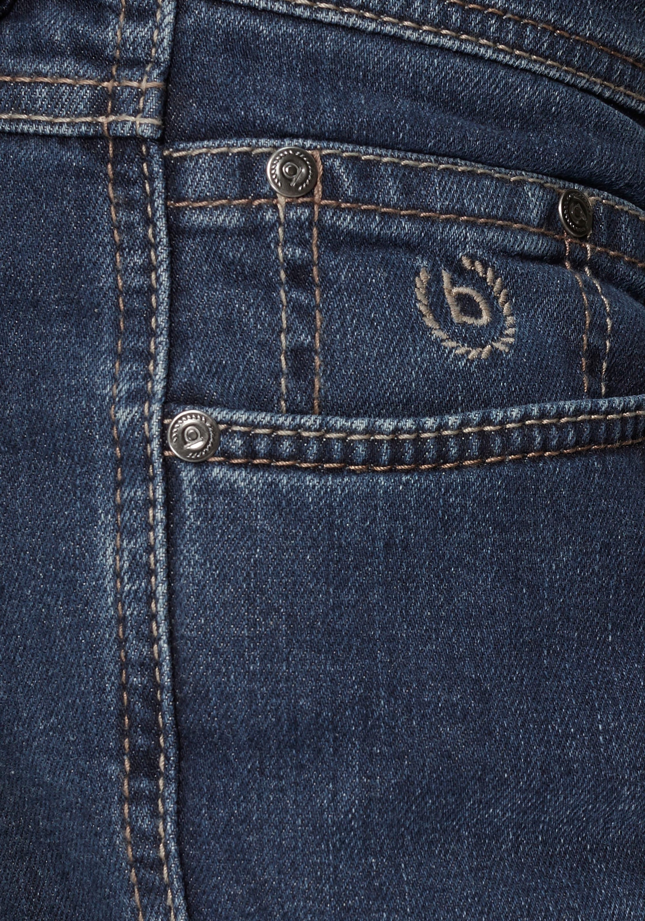 bugatti 5-Pocket-Jeans, Regular-fit, 2farbige Kontrastnähte