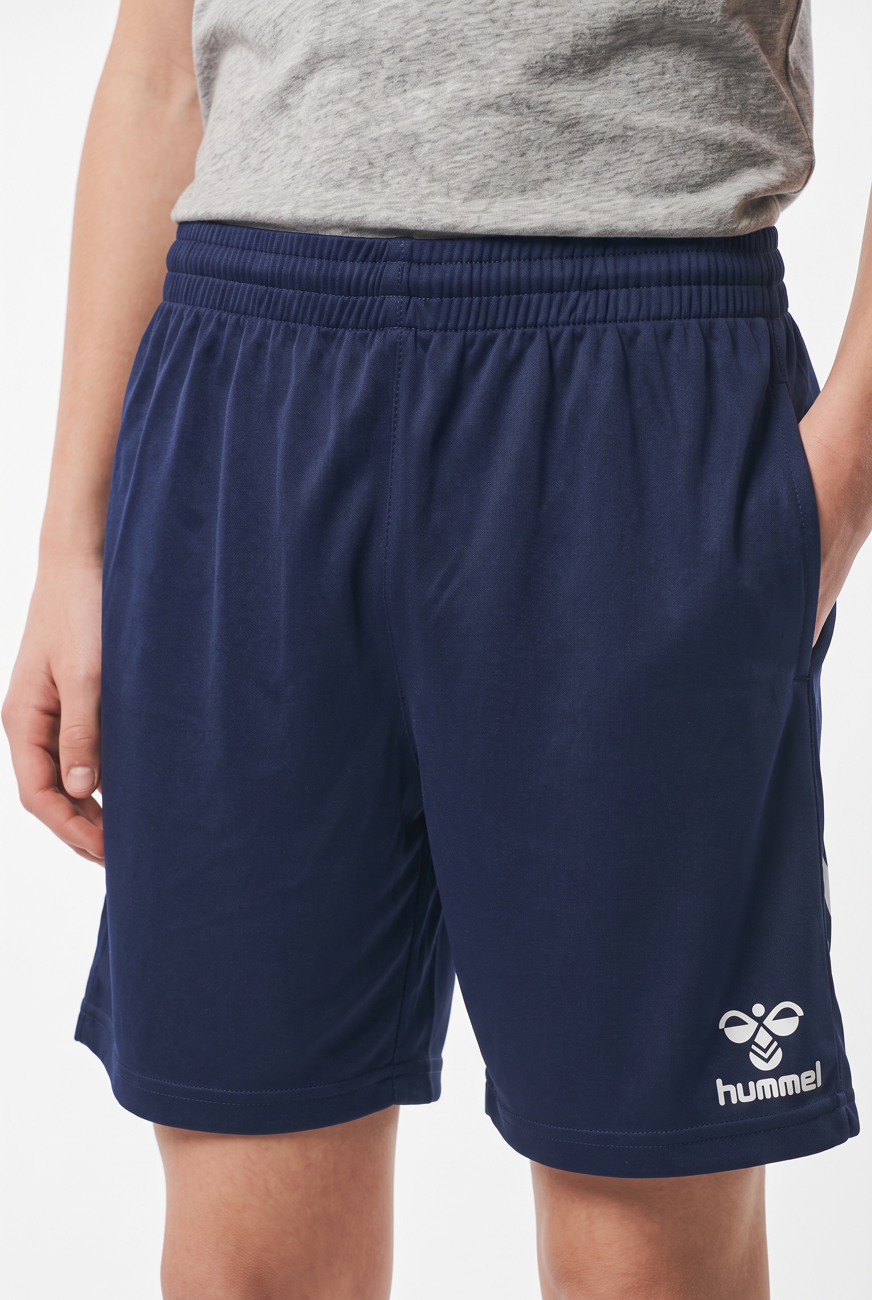 hummel Short d'entraînement »HMLCORE XK POLY SHORTS KIDS«  matière tricotée double, avec technologie BEECOOL®, en polyester
