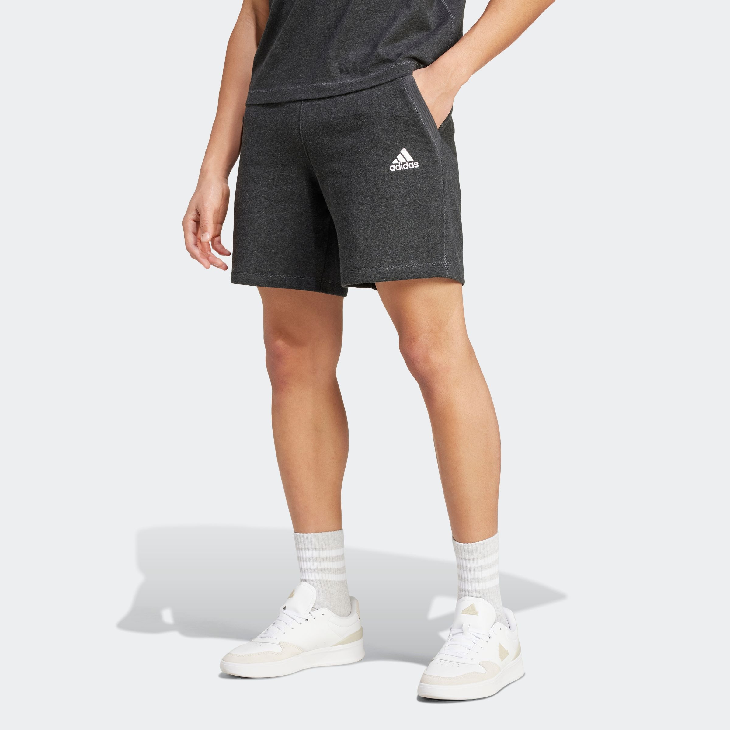 Image of adidas Sportswear Shorts "SEASONAL ESSENTIALS MÉLANGE"