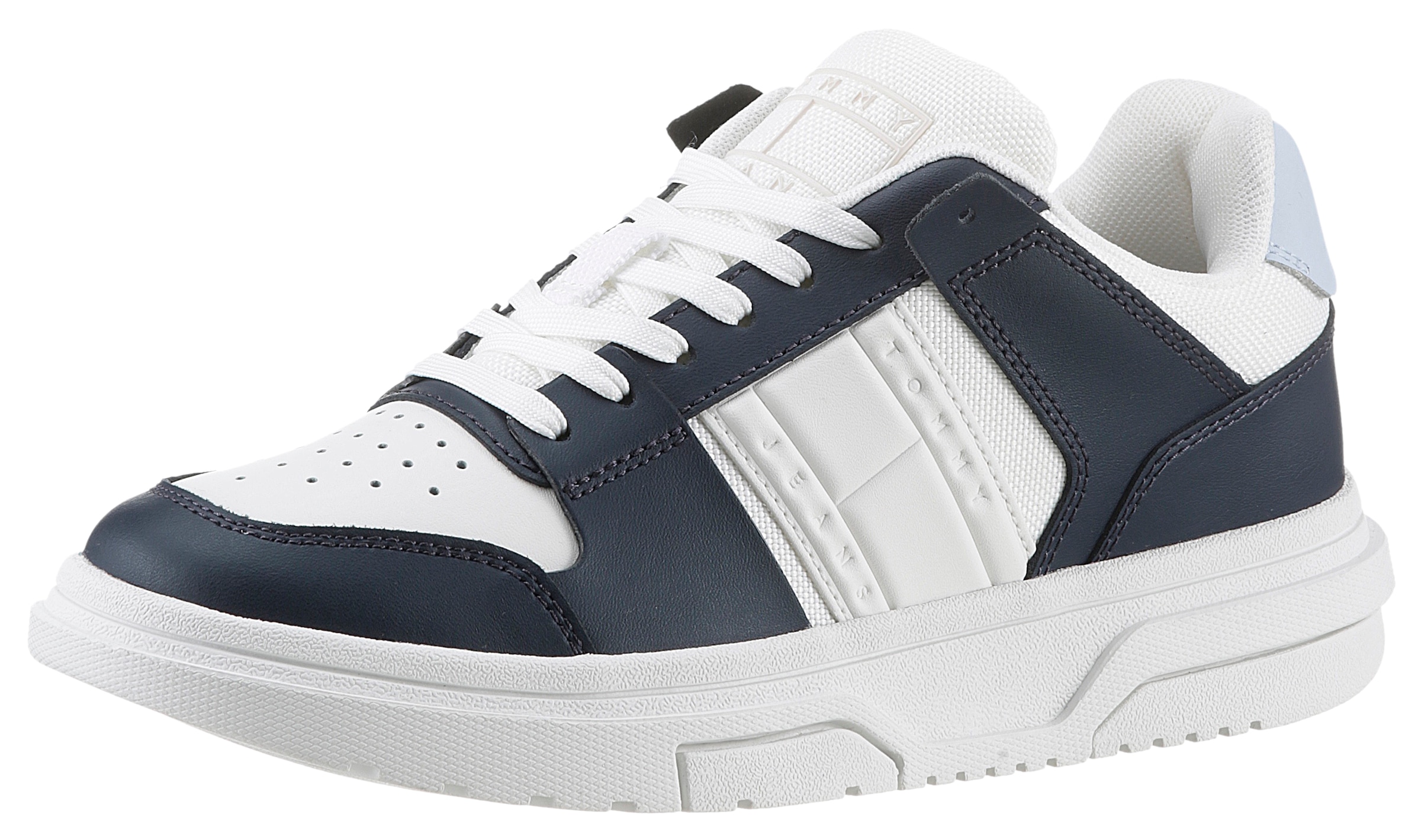 Tommy Jeans Plateausneaker »TJW SKATE SNEAKER MAT MIX«, im lässigen Basket-Look, Freizeitschuh, Halbschuh, Schnürschuh