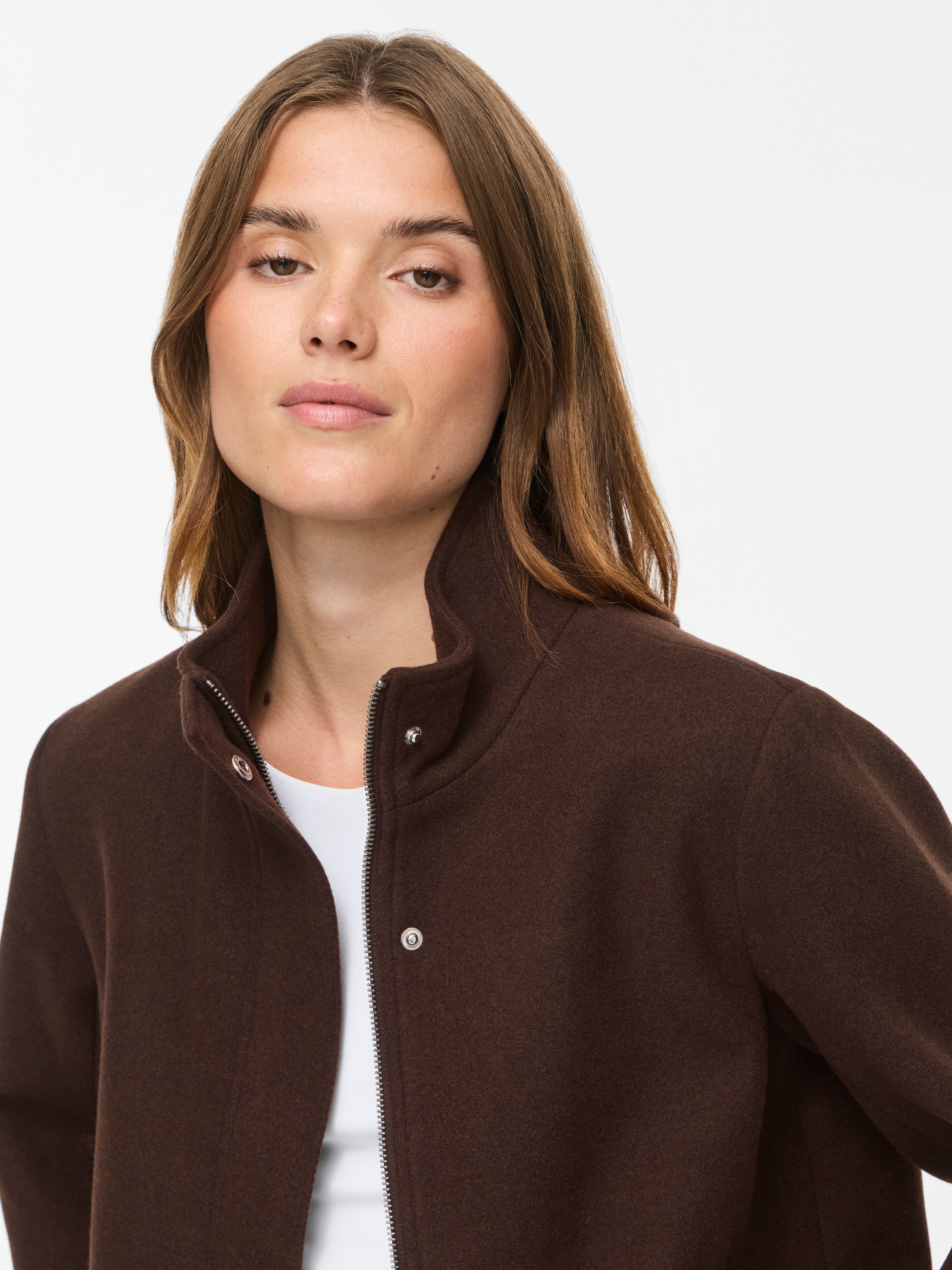 Vila Veste courte »VICLAUDIA L/S HIGH NECK SHORT JKT- NOOS« fibre synthétique