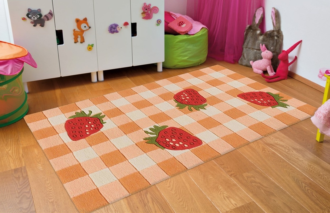 Image of Arte Espina Teppich "Joy 996" rechteckig 22 mm Höhe Farbenfrohes Design mit süssen Erdbeeren