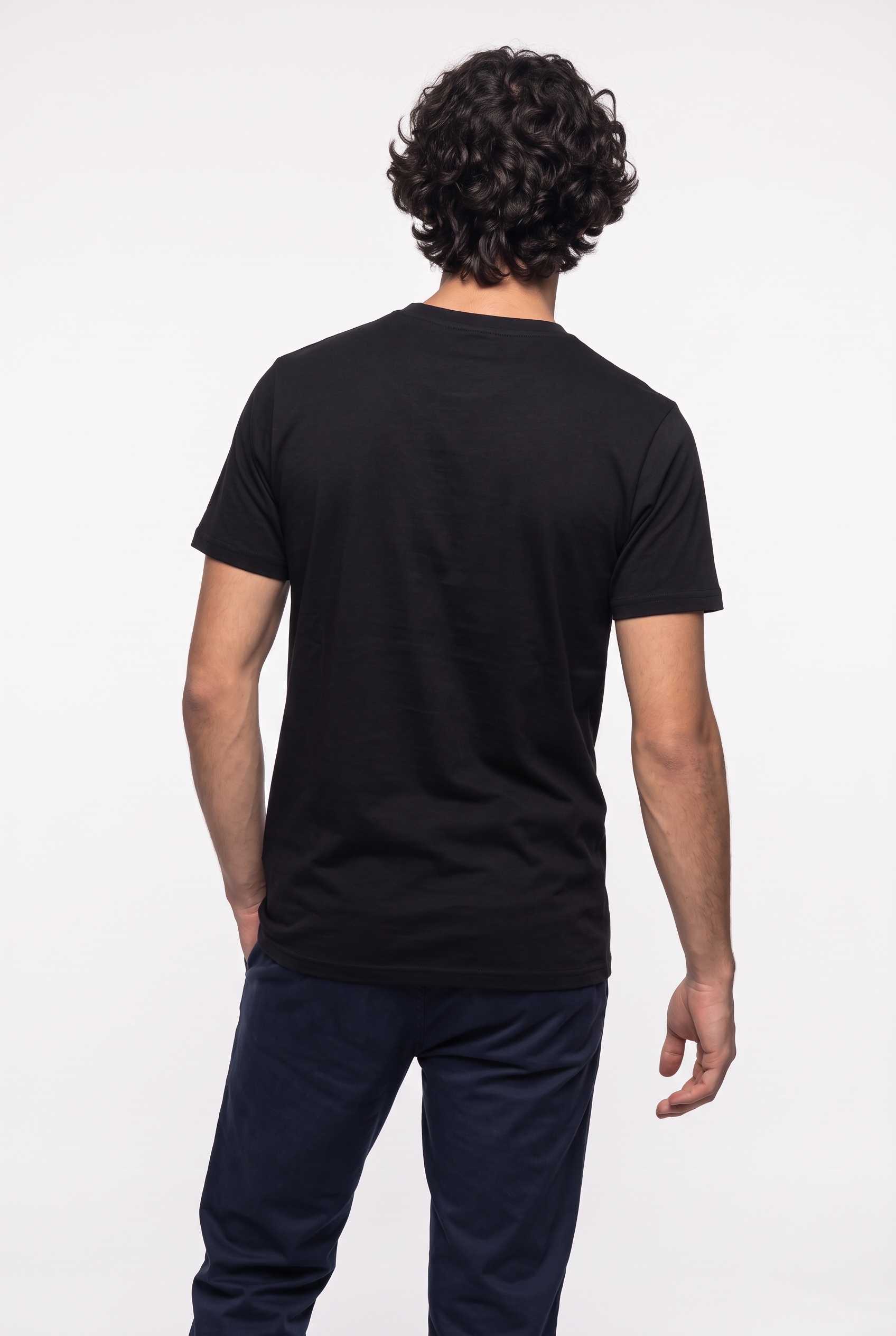 Ellesse T-shirt »SL PRADO TEE« avec impression de logo, manches courtes, coupe basique ajustée, coupe à la hauteur des hanches
