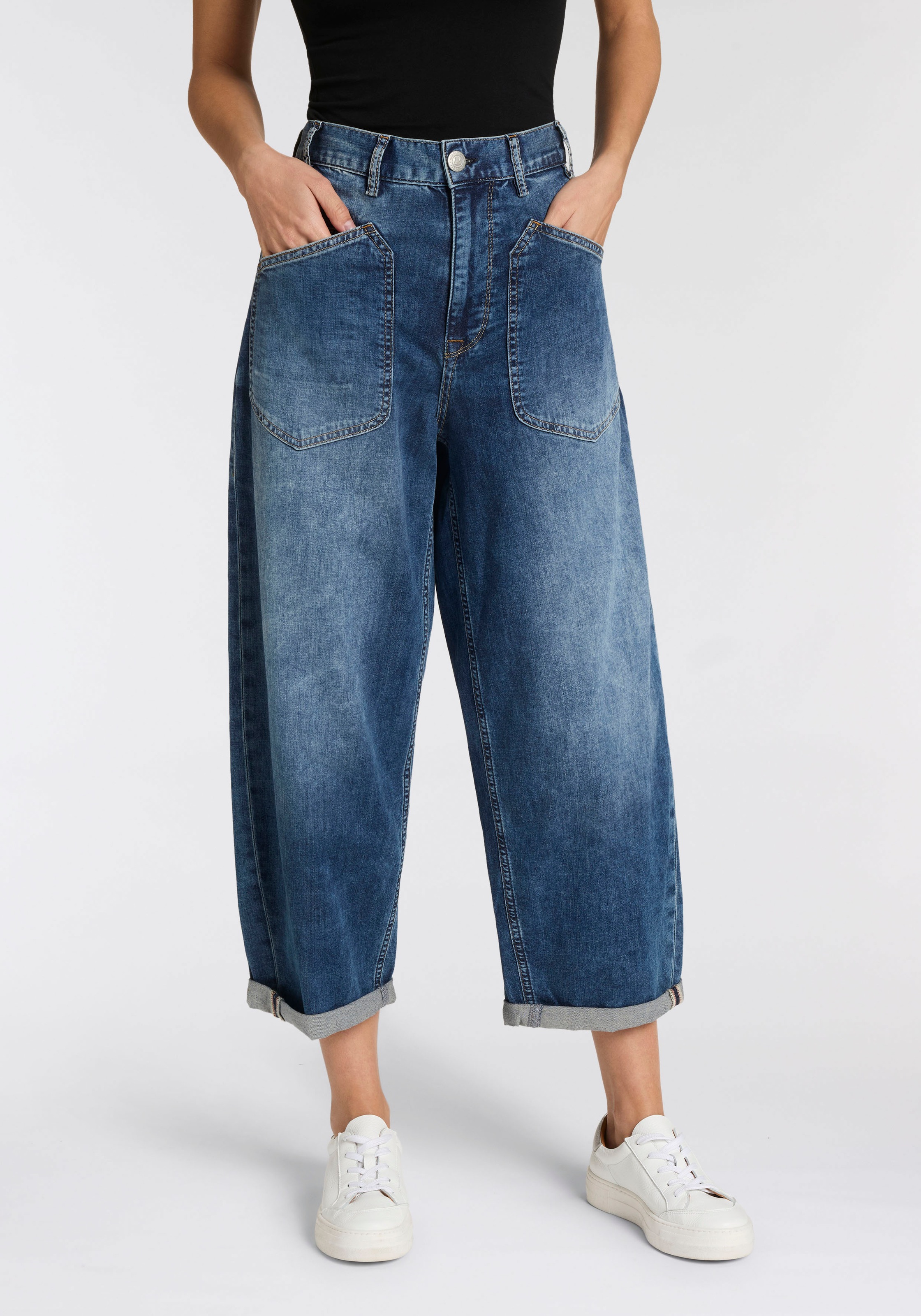 Image of Herrlicher Loose-fit-Jeans "Meryll Denim Light" O-Shape mit aufgesetzten Taschen