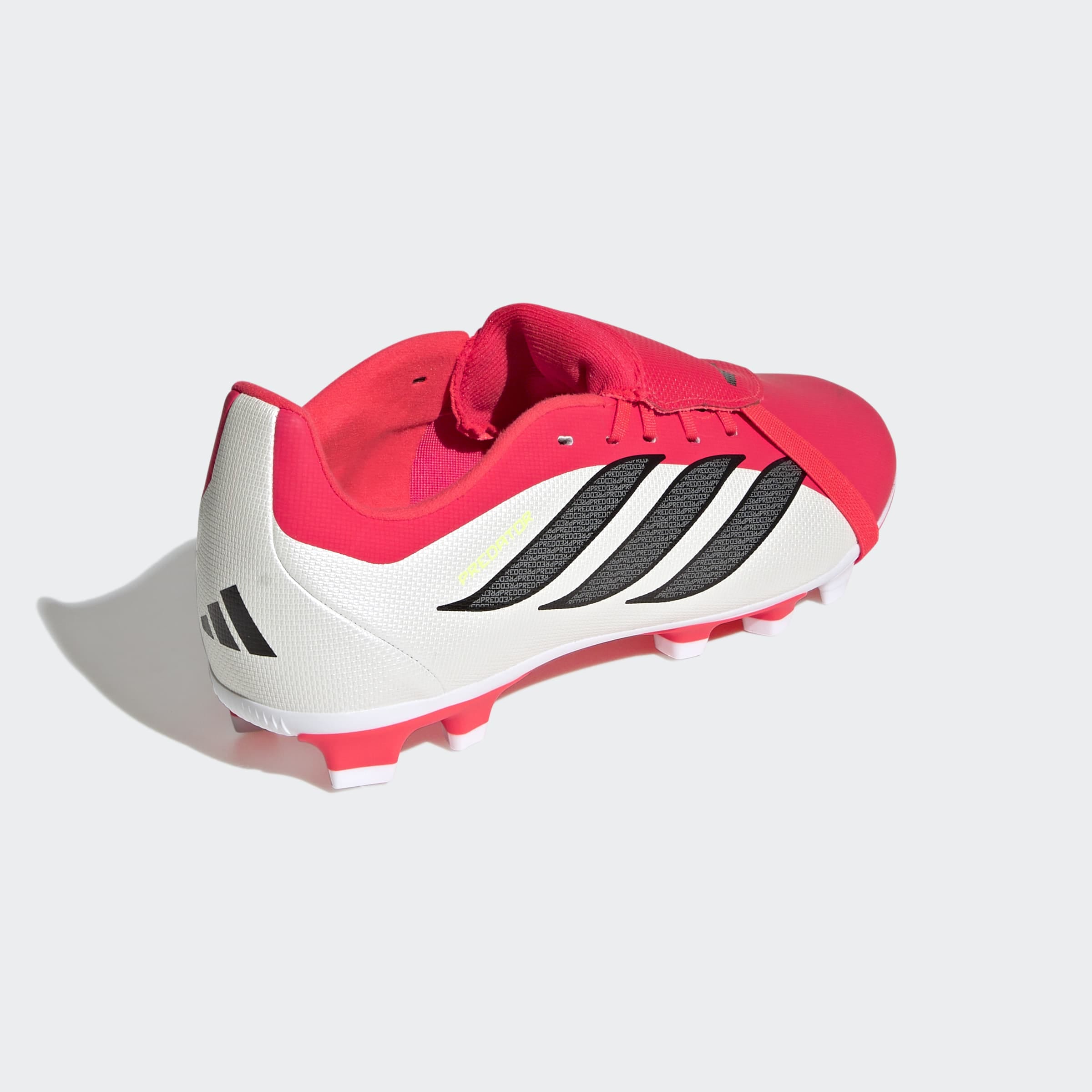 adidas Performance Chaussure de football »PREDATOR CLUB FOLD-OVER TONGUE FIRM GROUND/MULTI GROUND KIDS«  für viele verschiedene Böden geeignet, für Kinder & Jugendliche