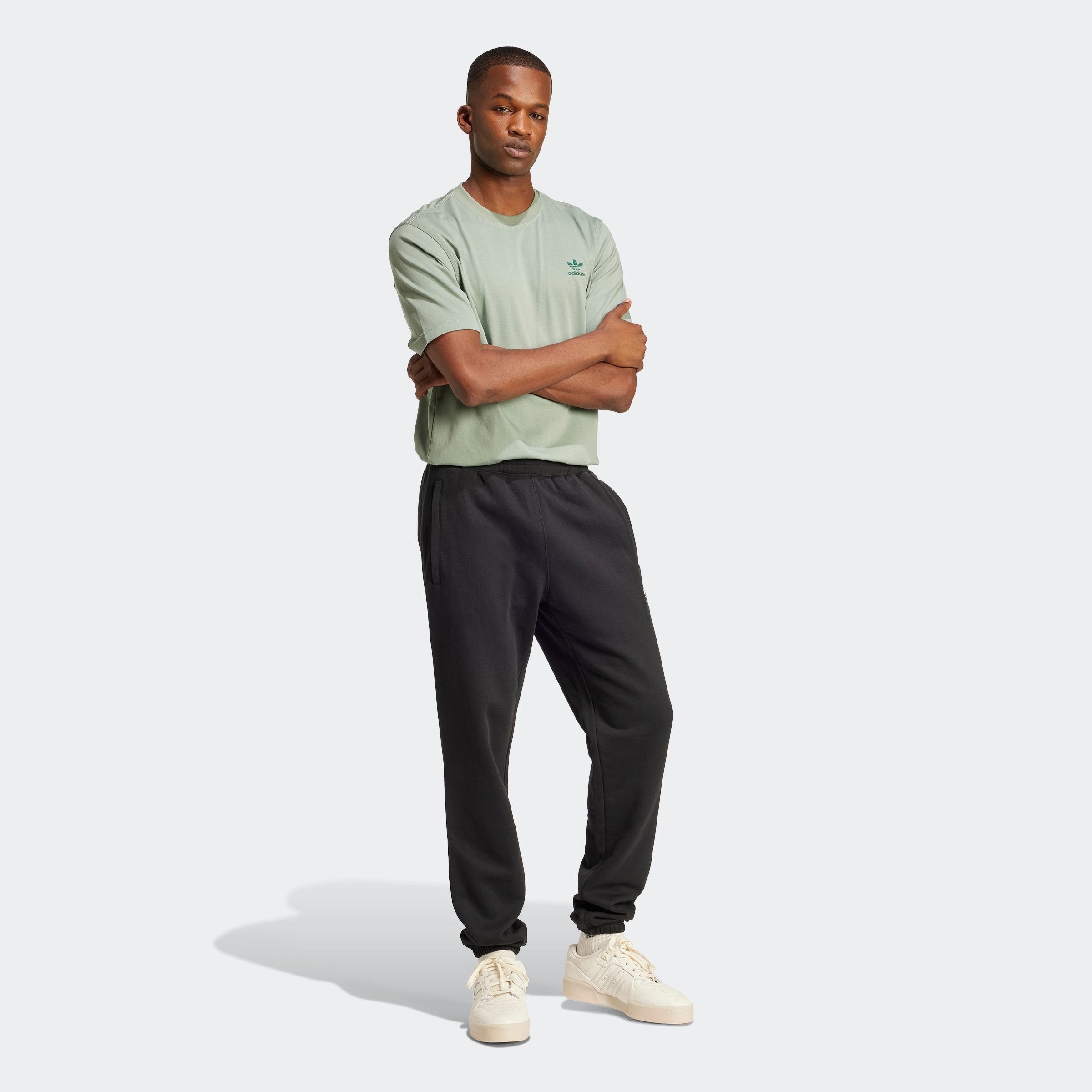 adidas Originals T-Shirt »TREFOIL ESS TEE«, drei Streifen Essentials Shirt mit Trefoil Logo