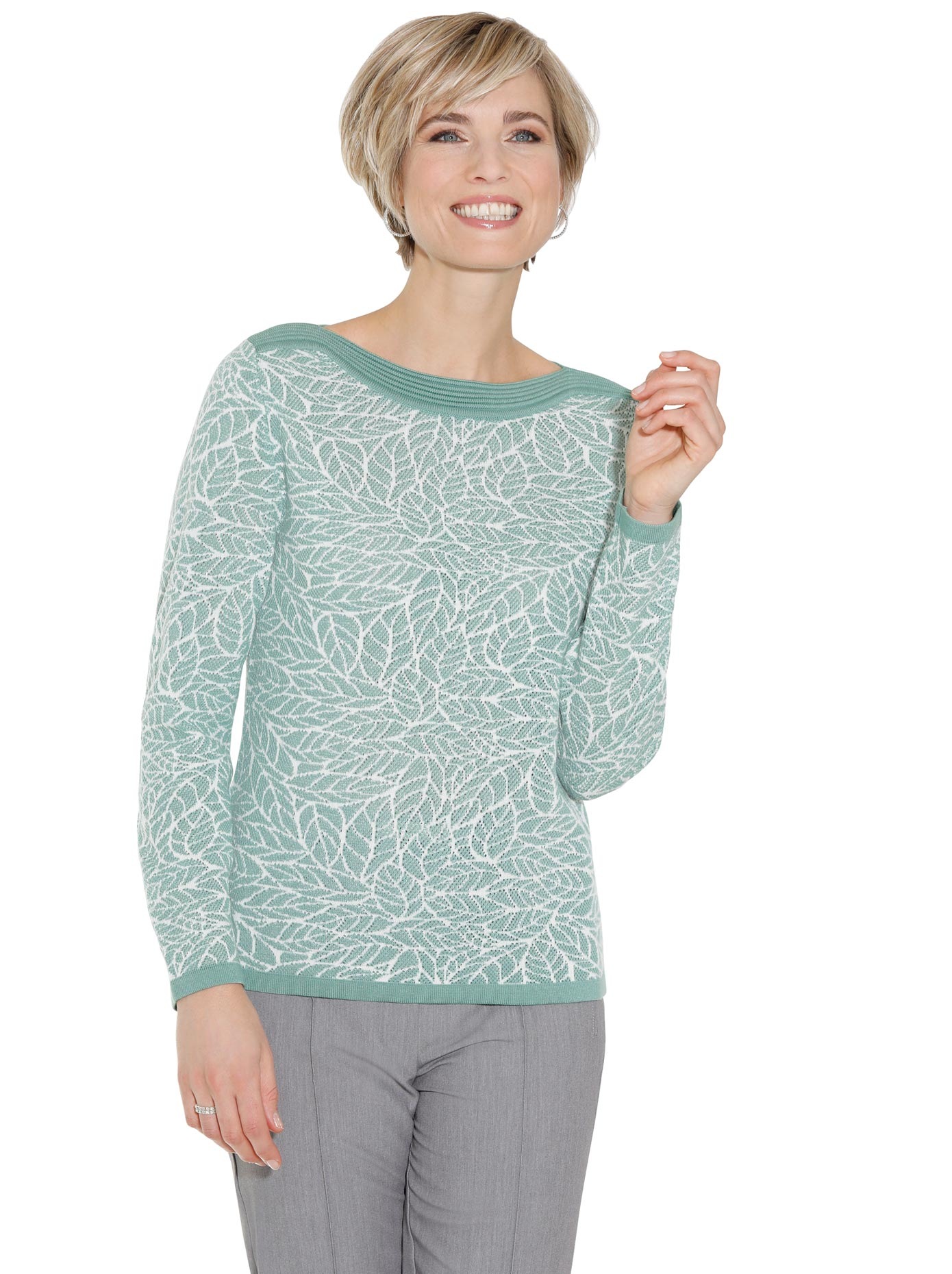 Pullover mit U-Boot Ausschnitt