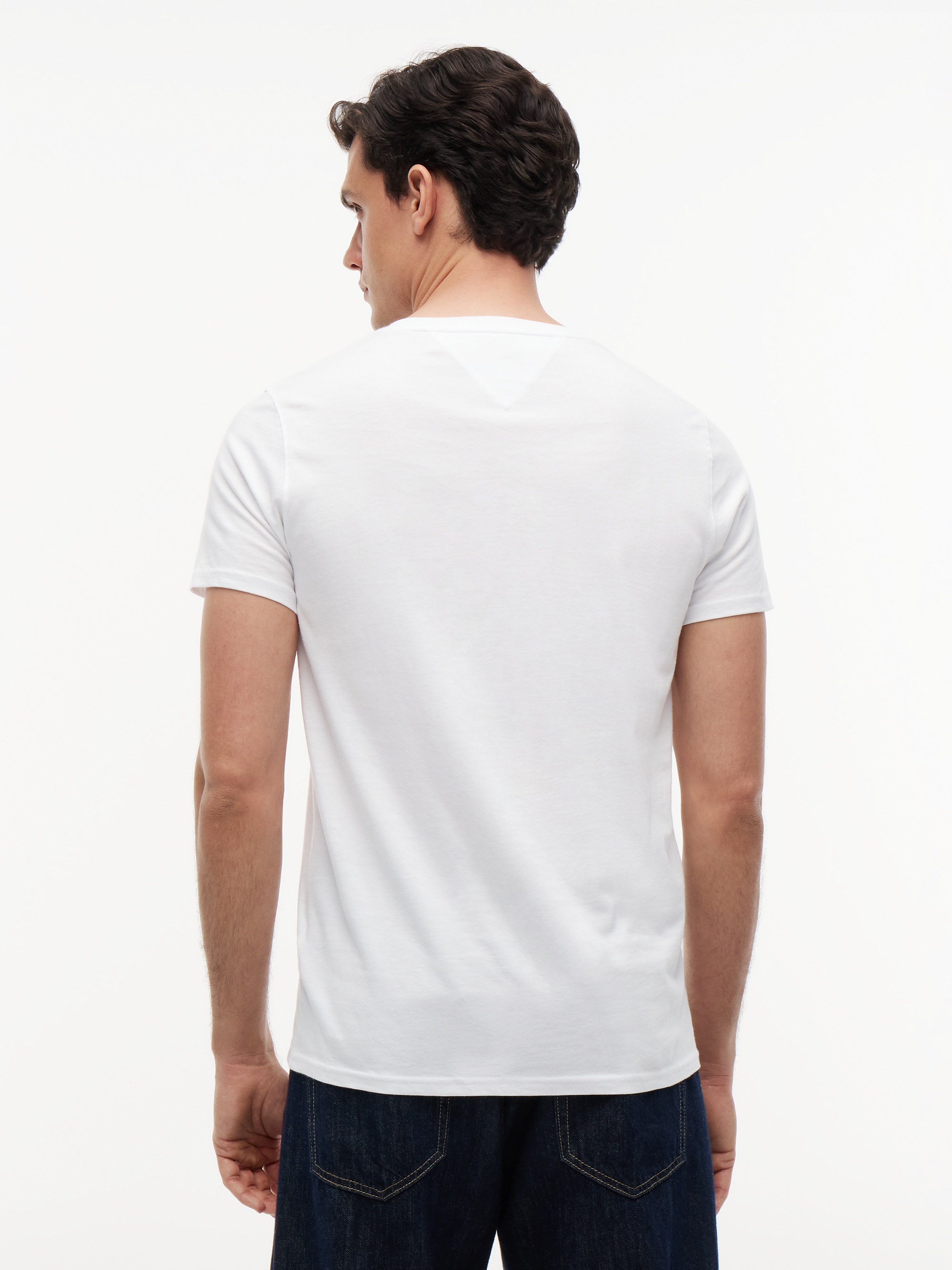 Tommy Jeans T-shirt »TJM ORIGINAL JERSEY V NECK« avec encolure en V et discrète étiquette logo