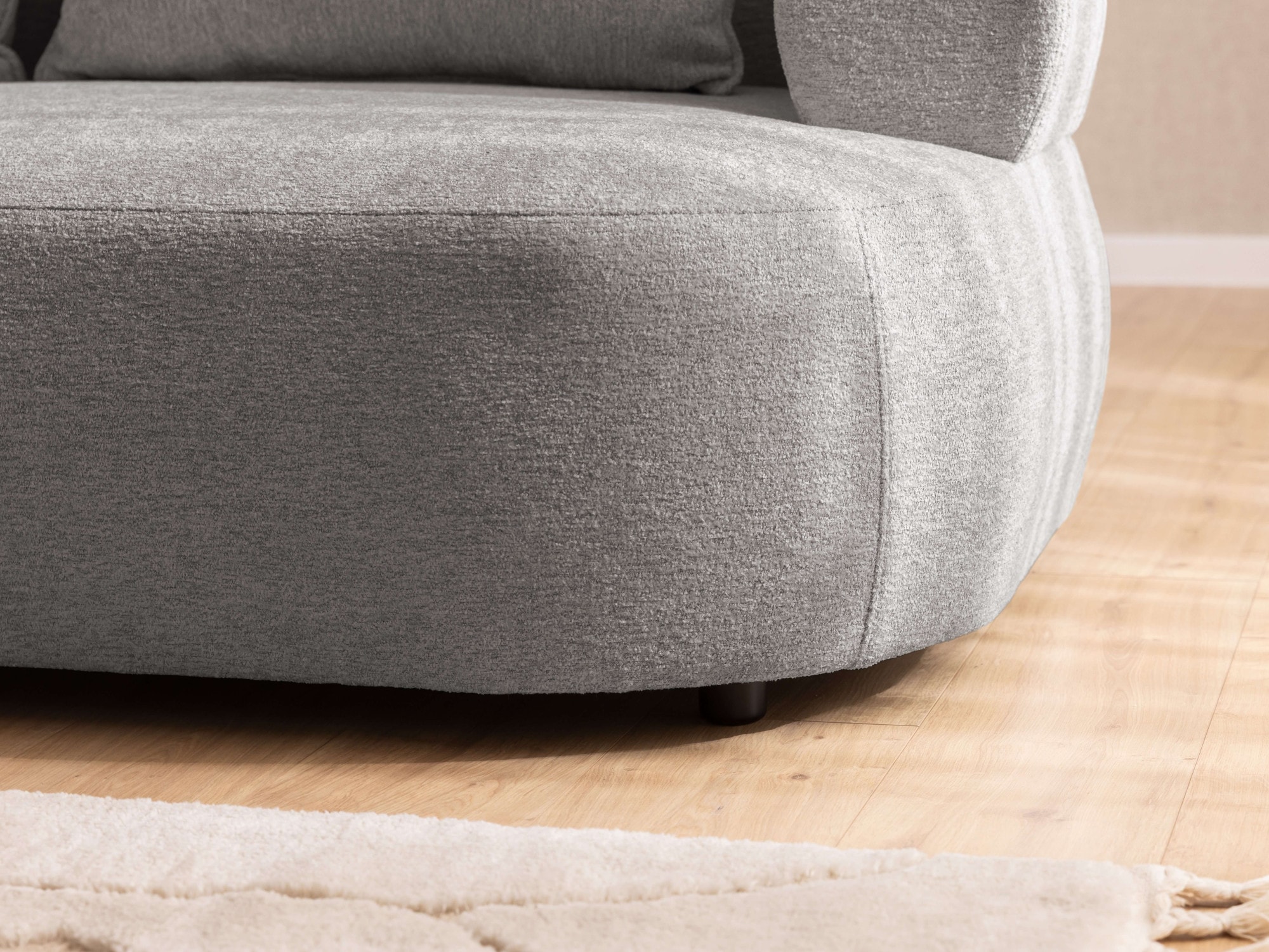 Home affaire Big-Sofa »LUSSAC 4-Sitzer Design-Sofa mit Zierkissen, Masse B/T/H: 242/123/78 cm« hoher Sitzkomfort und modernes Design, Sofa ohne Bettfunktion