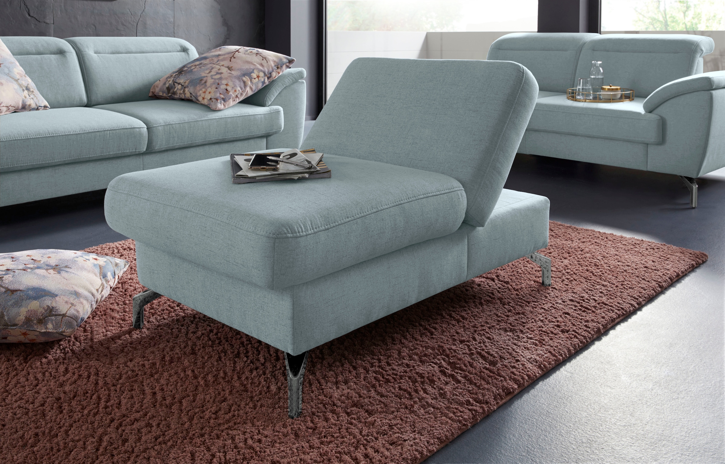 sit&more Hocker »Percy« Fusshöhe 15cm, mit Klappfunktion, wahlweise in 2 Fussfarben