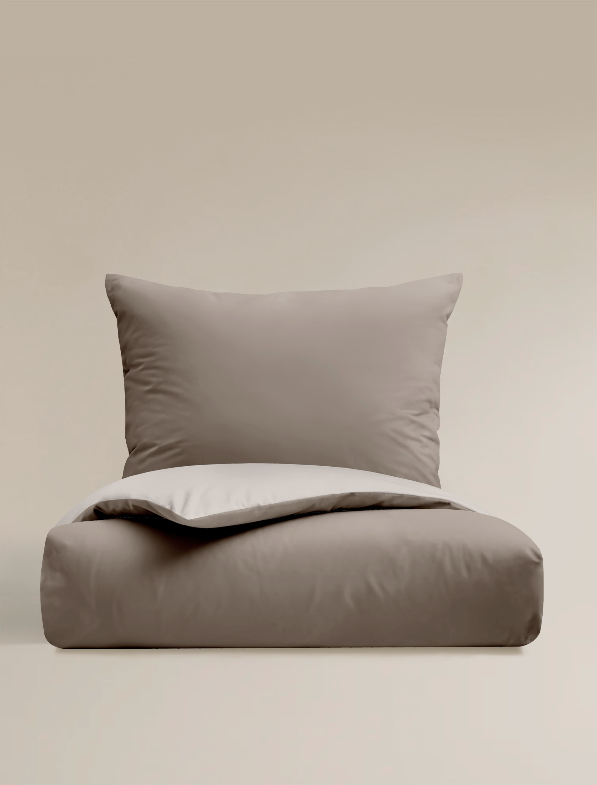 BIERBAUM Wendebettwäsche »Modern Uni in Gr. 135x200 oder 155x220 cm«, Modernes Unidesign: Schlichte, elegante Optik für jedes Schlafzimmer