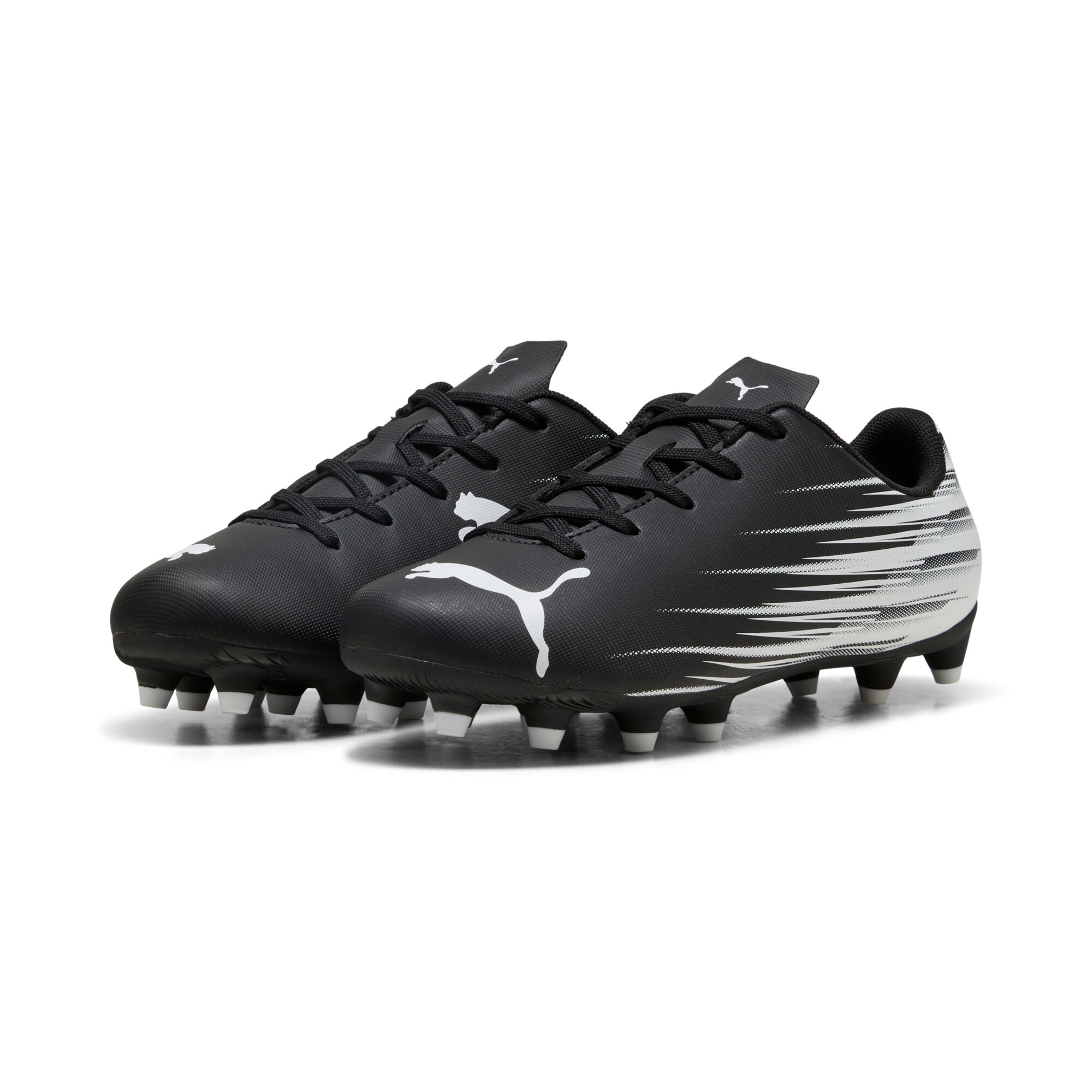 Image of PUMA Fussballschuh "ATTACANTO II FGAG JR" mit Nockenprofil für Rasen- und Kunstrasenplätze, mit Schnürung