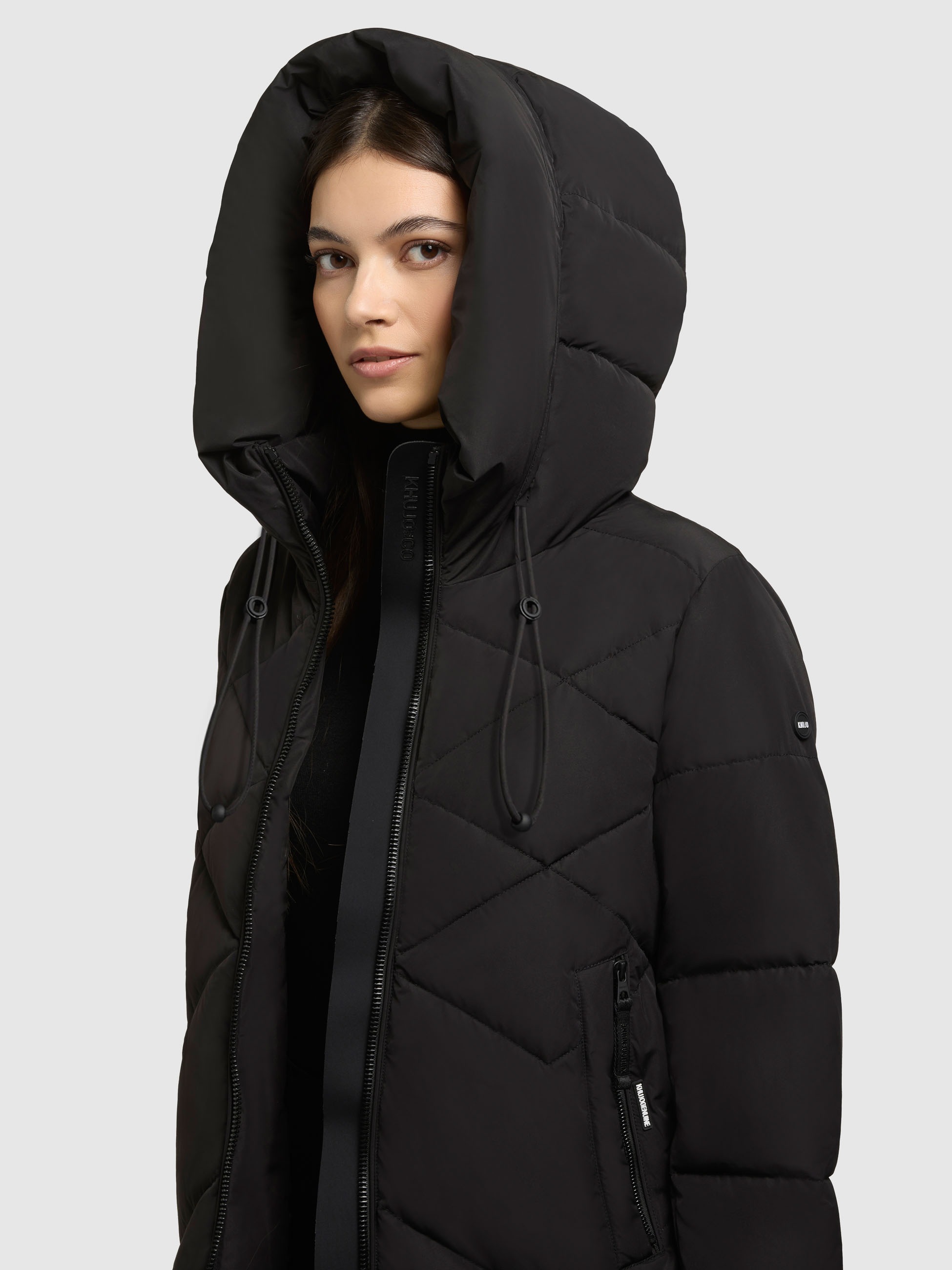 khujo Manteau matelassé »LINARI« innenliegender Stehkragen, elastische Bündchen am Ärmelfutter