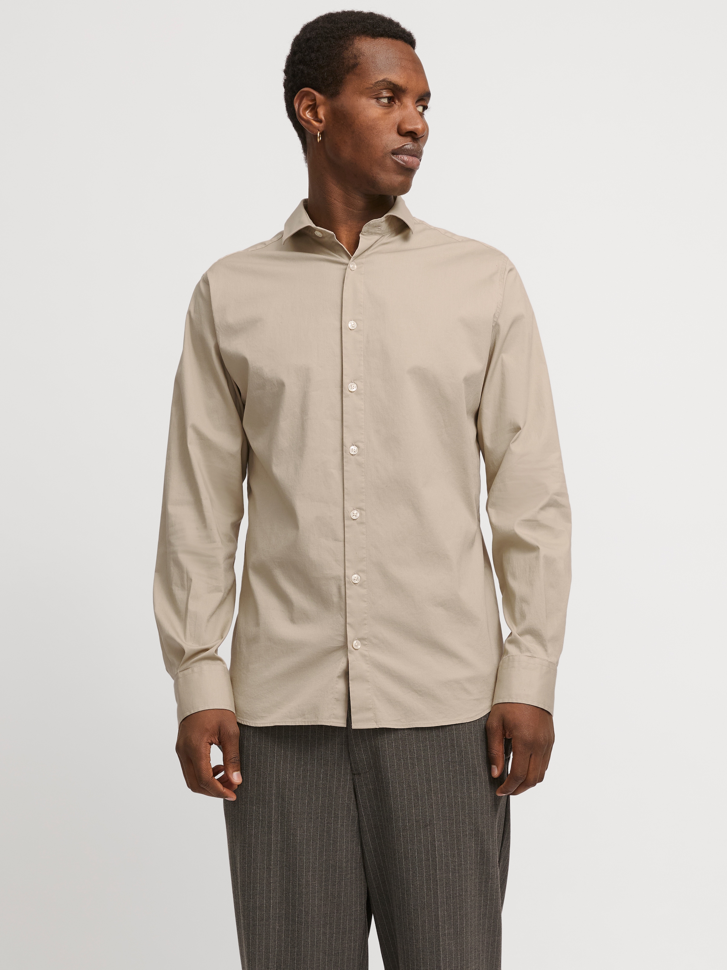 Jack & Jones Langarmhemd »JPRBLAJAXON mit Stretchanteil und stylischem Kragen«, unifarben, slim fit, Web, Hemdkragen, atmungsaktiv
