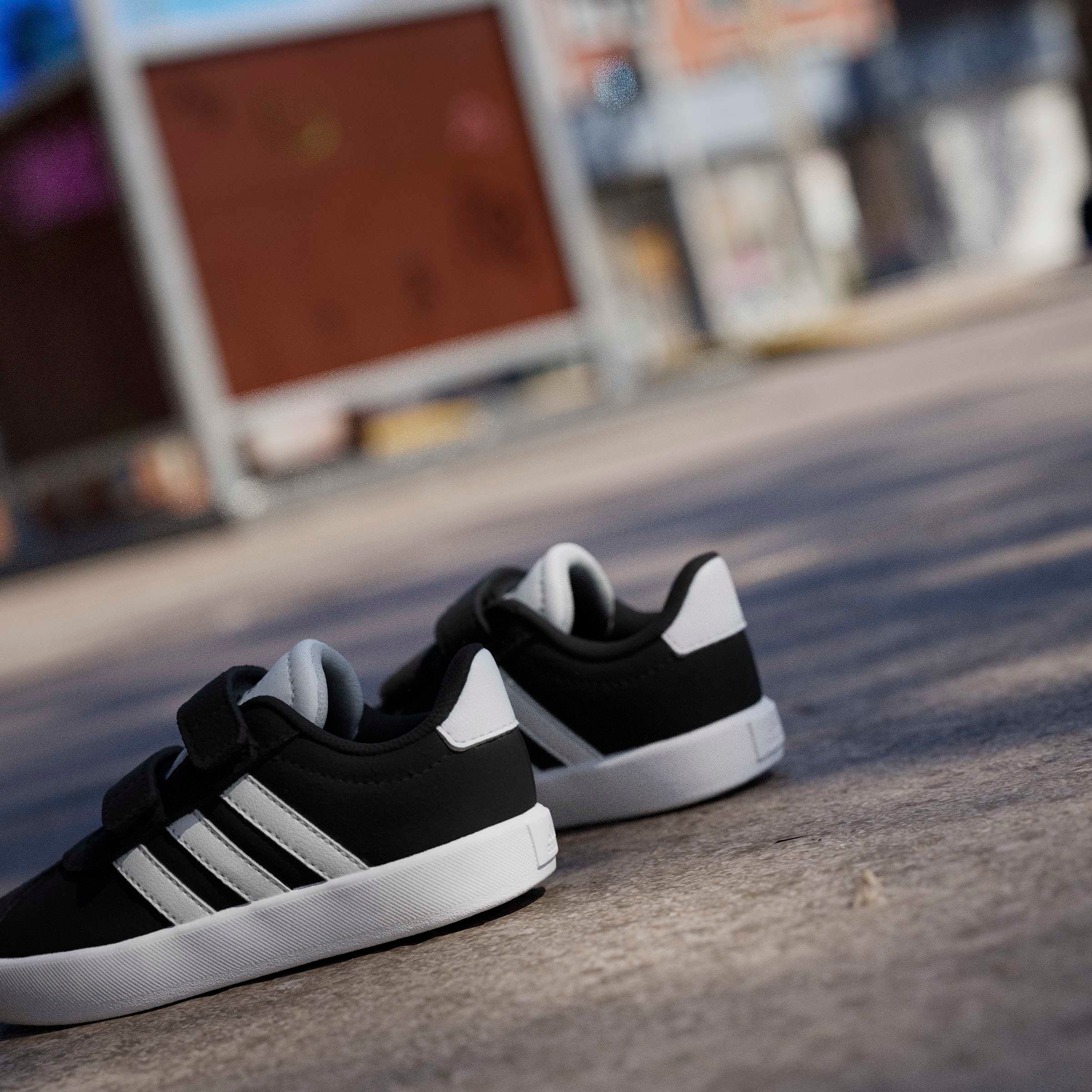 adidas Sportswear Sneakers »VL COURT 3.0«  für Kinder, inspiriert vom Design des adidas samba