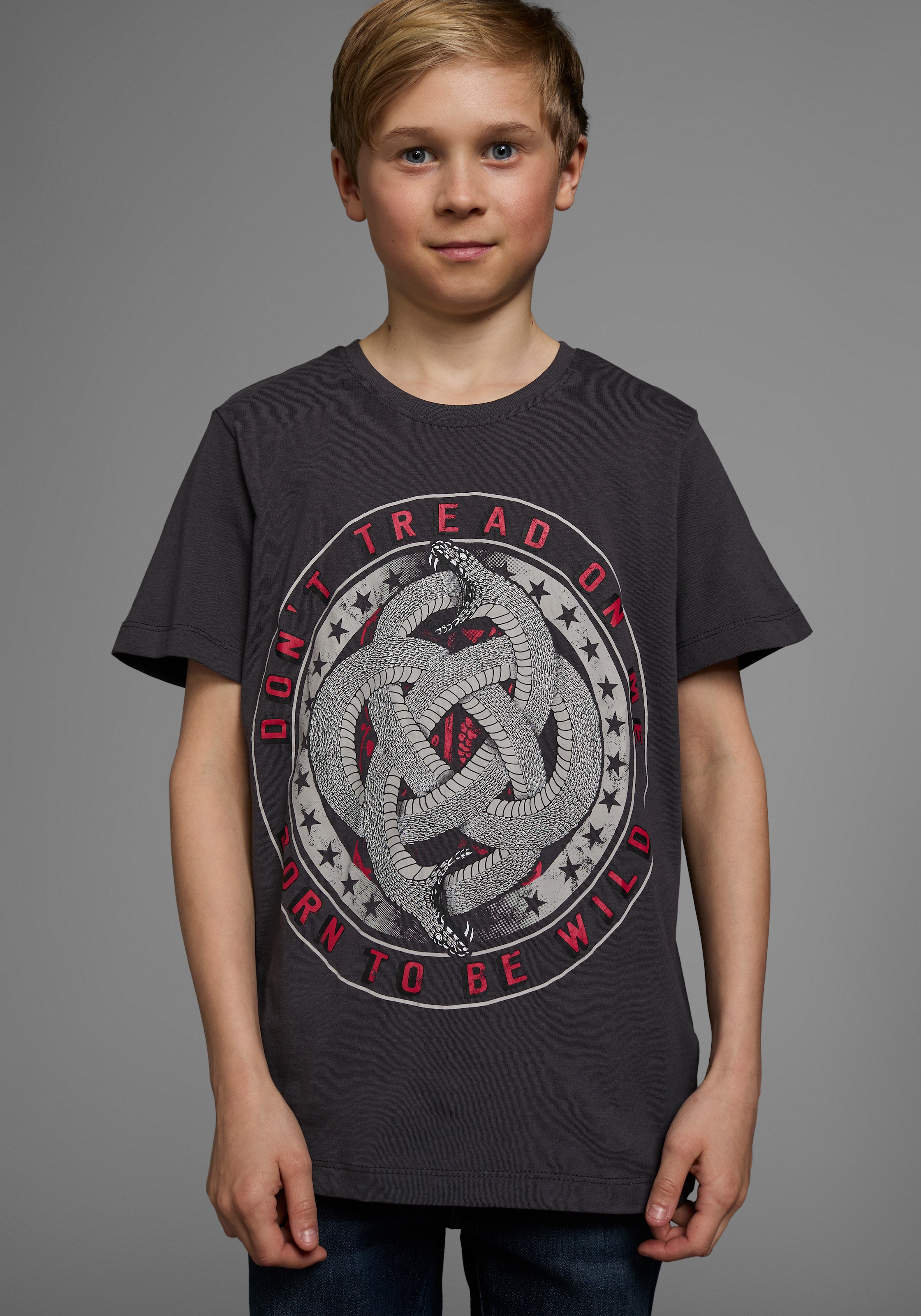 KIDSWORLD T-Shirt, Kurzarm, Basic-Passform, mit modischem Druck, Rundhalsausschnitt