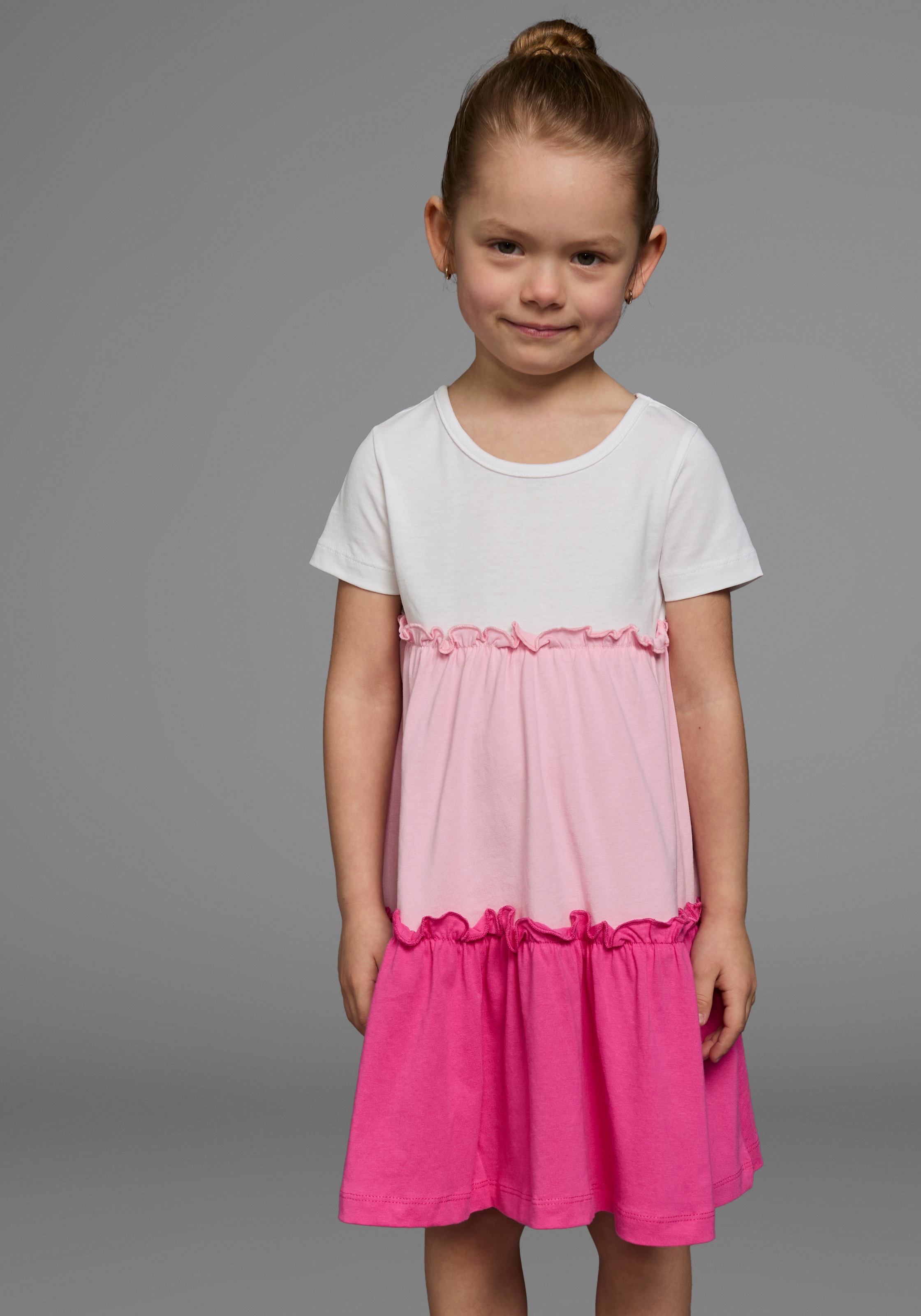 Image of KIDSWORLD "- Volantkleid für kleine Mädchen" festliche Anlässe, kniefreie Länge, verspielter Stil