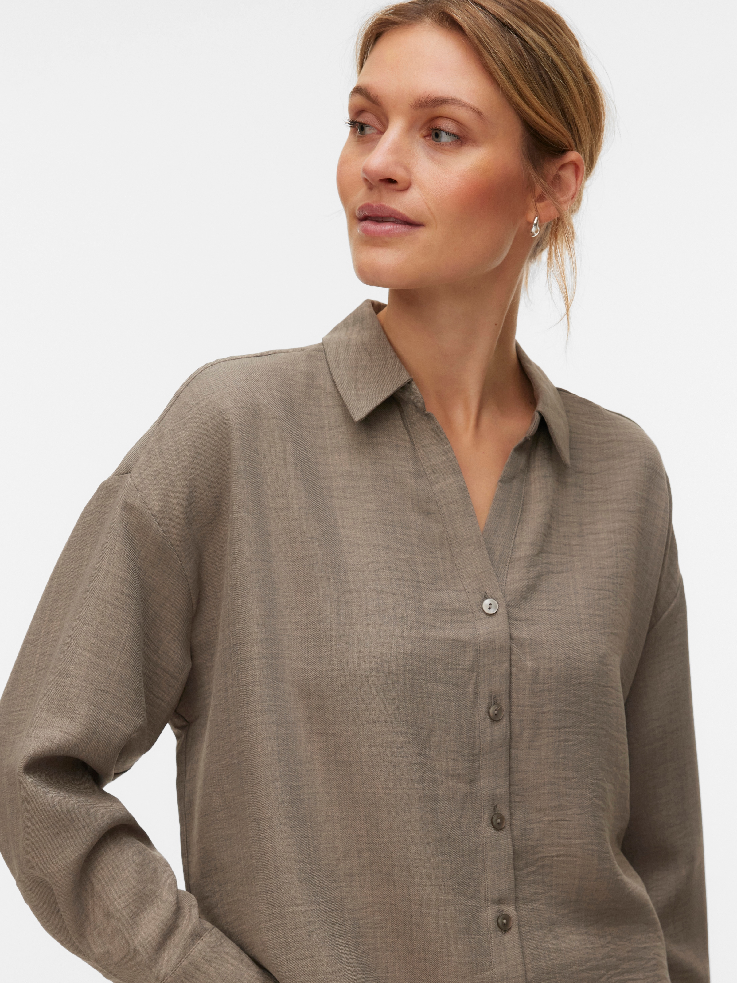 Image of Vero Moda Langarmbluse "VMMELANEY QUEENY LS SHIRT WVN NOOS" Kunstfaser, loose fit