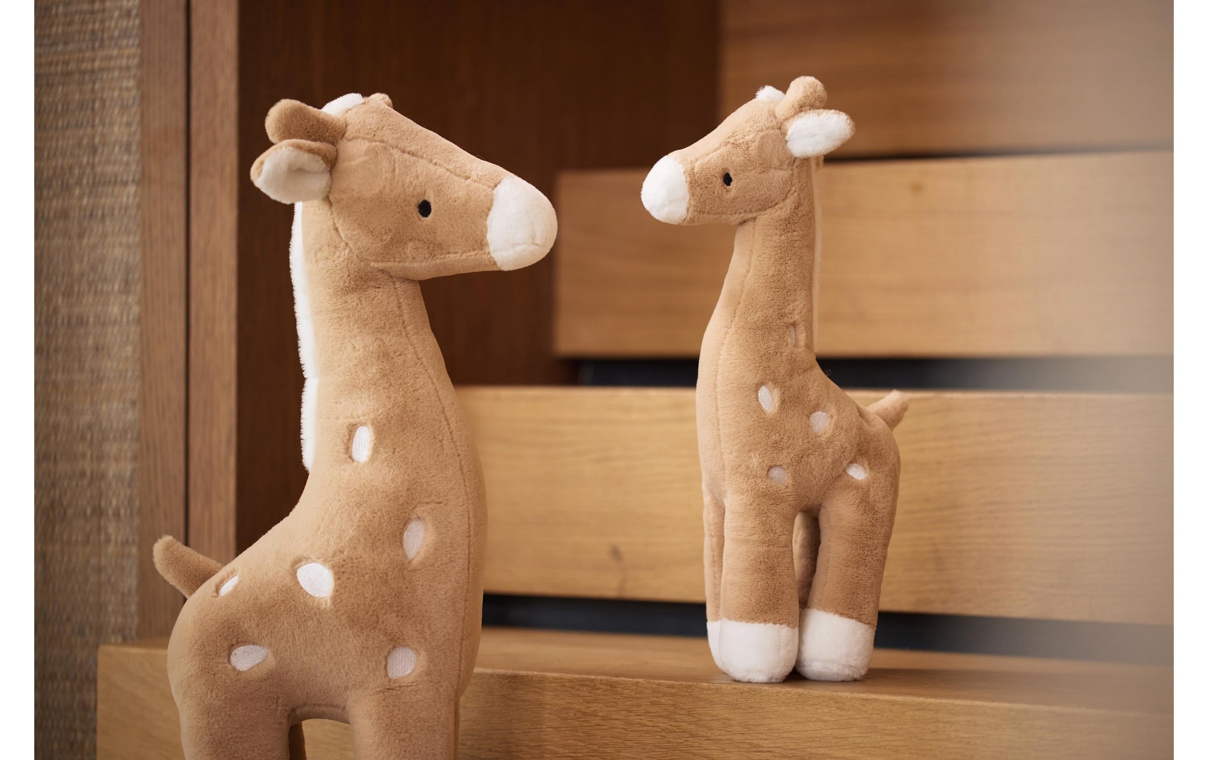 Jollein Plüschfigur »XL Giraffe Biscuit«