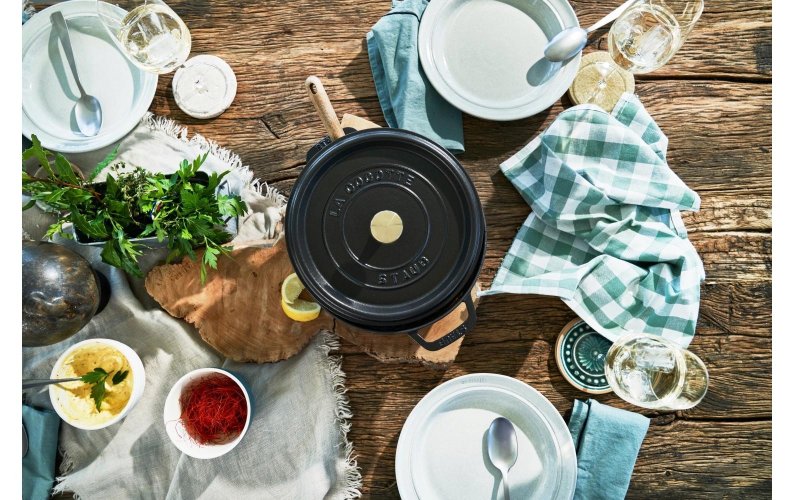 STAUB Bräter »Cocotte« Gusseisen robust, langlebig, perfekte Hitzeverteilung, Aromaregen-Deckel