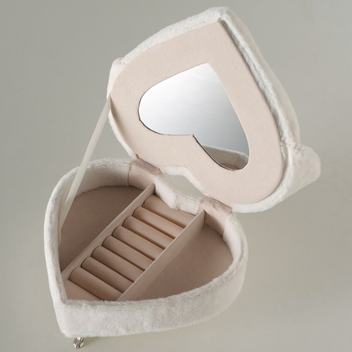GOODproduct Schmuckkasten »cremeweiss« Handgearbeitete Qualität mit edler Plüschveredelung, Herzform