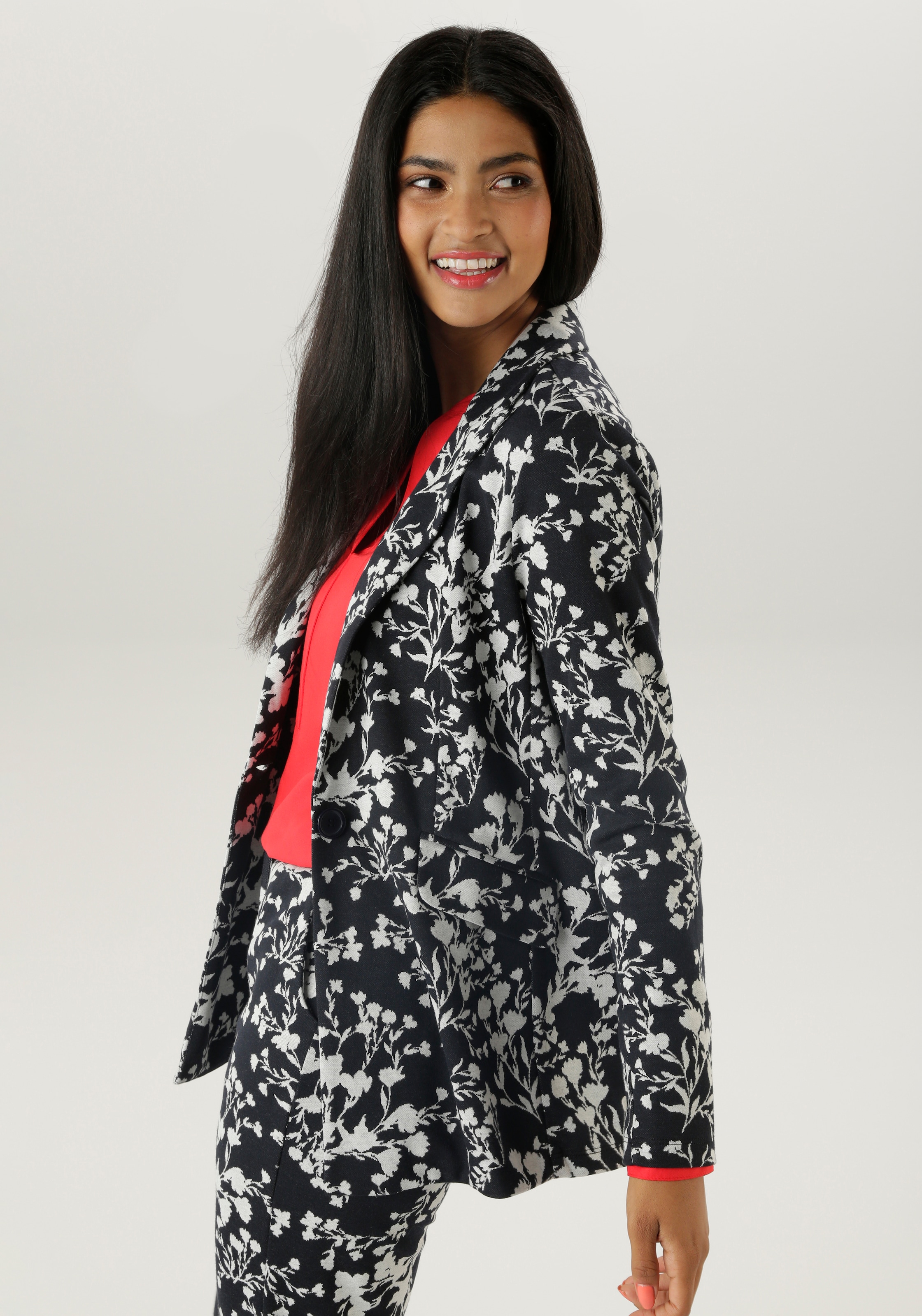 Aniston SELECTED Longblazer, mit abstrakter, floraler Musterung