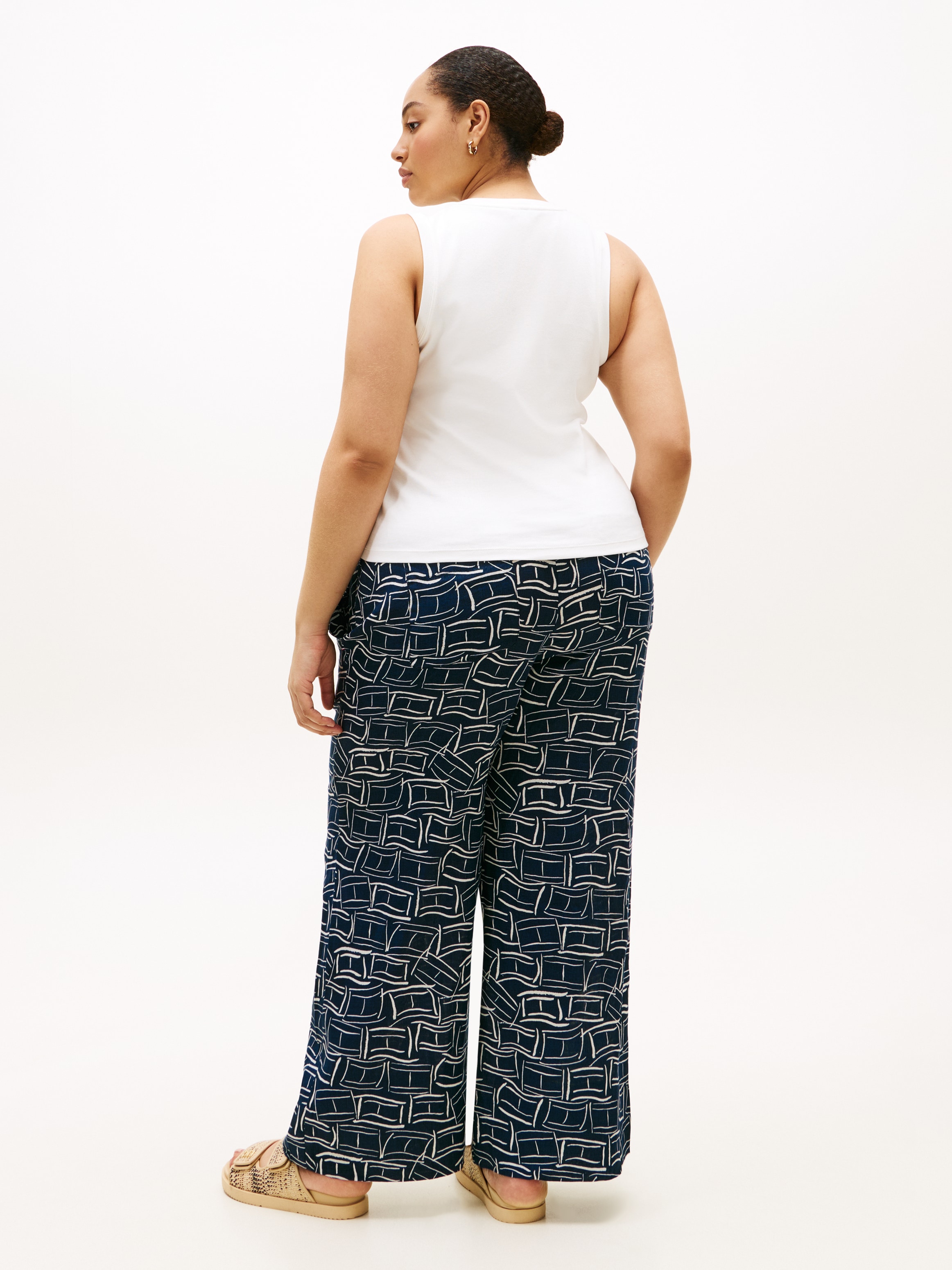 Tommy Hilfiger Curve T-shirt »CRV SLIM CODY C-NK TANK« in grossen Grössen