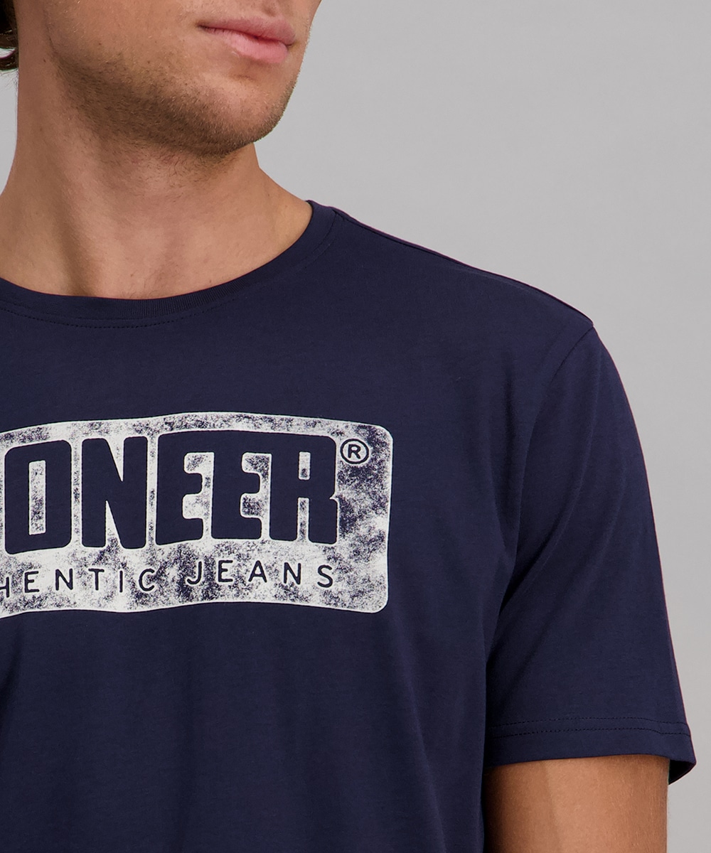 Image of Pioneer Authentic Jeans T-Shirt mit Logo Print