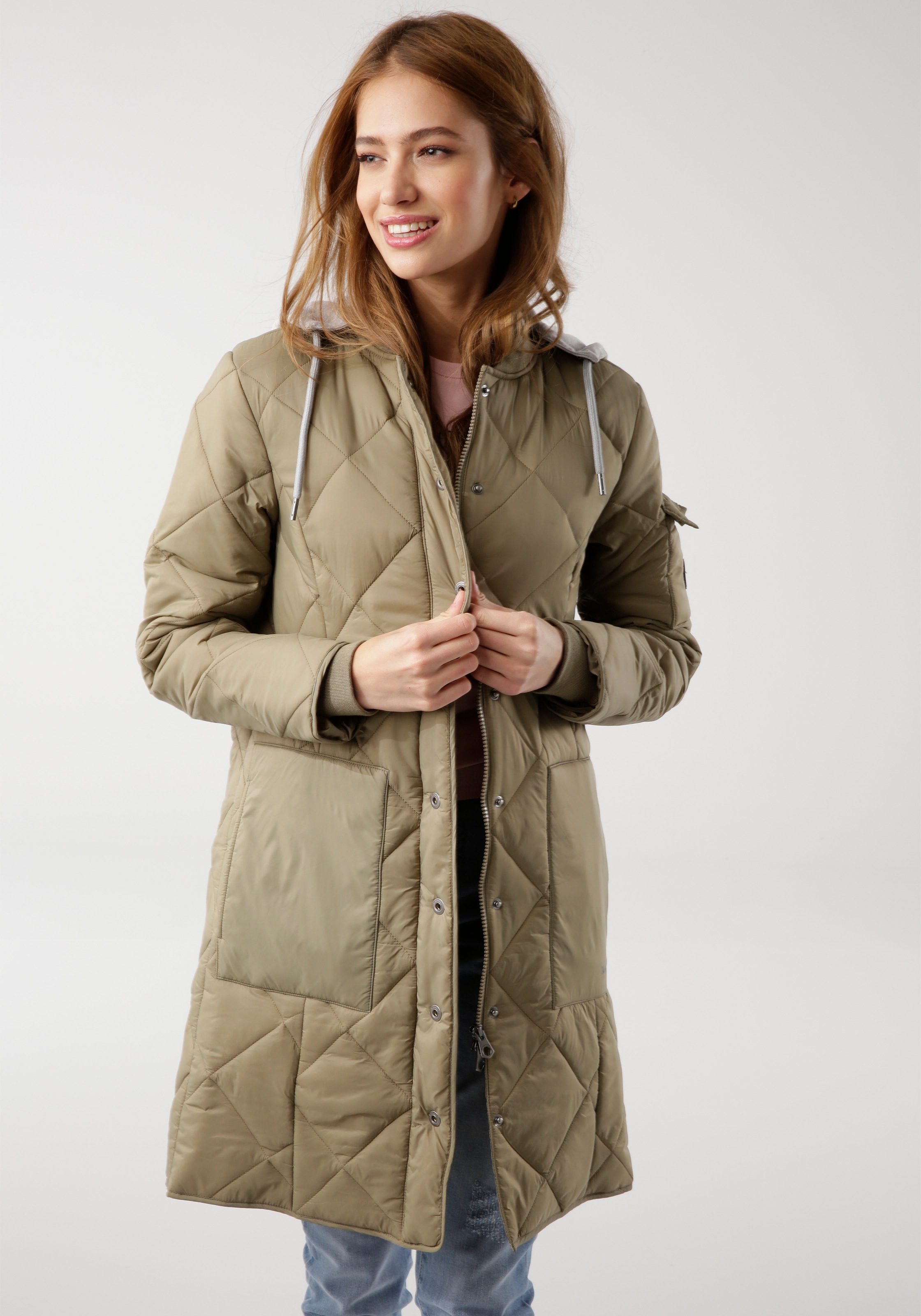 Image of KangaROOS Steppmantel, mit abnehmbarer Sweat-Kapuze - NEUE KOLLEKTION bei Ackermann Versand Schweiz