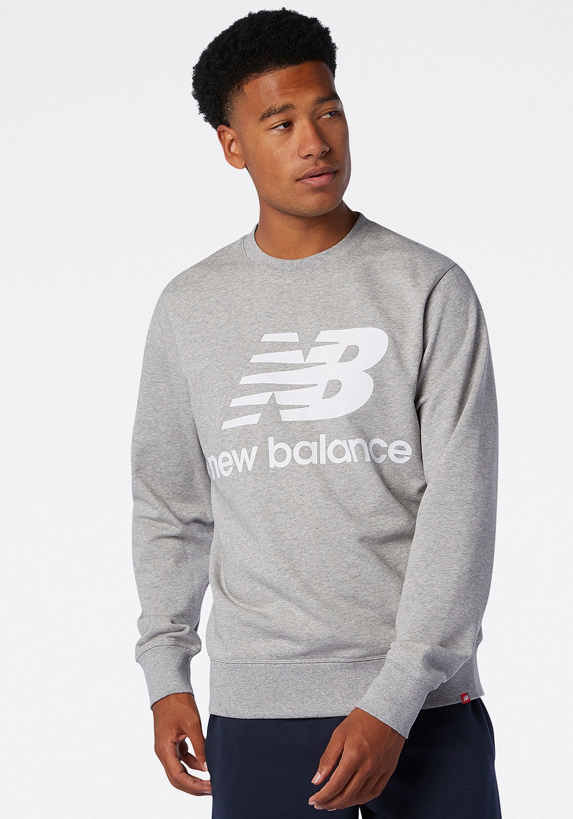 New Balance Sweatshirt »NB ESSENTIALS STACKED LOGO FLEECE CREW«