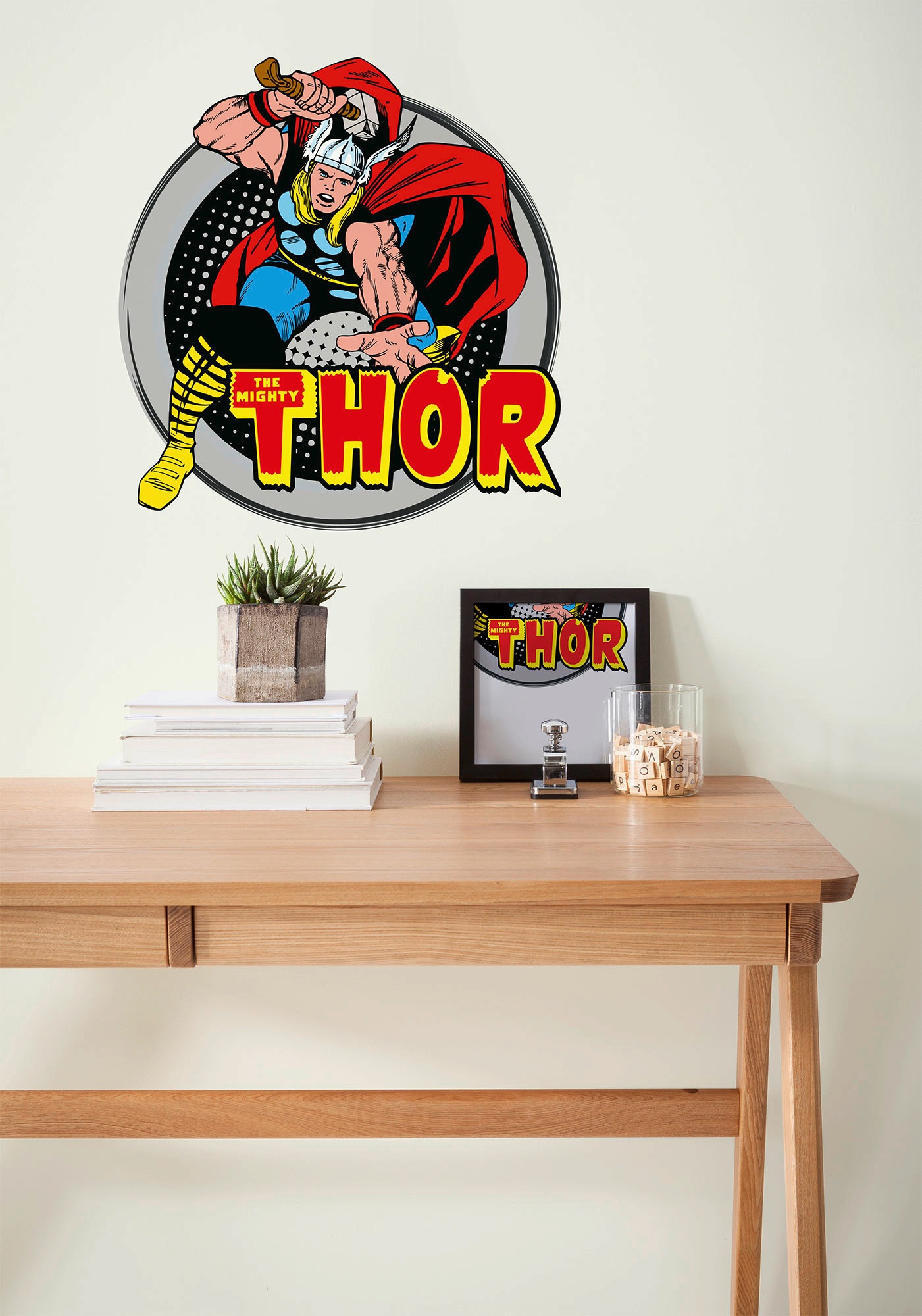 Komar Wandtattoo »Thor Comic Classic - Grösse 50 x 70 cm«, (1 St.), selbstklebend, Wandsticker, Kinderzimmer