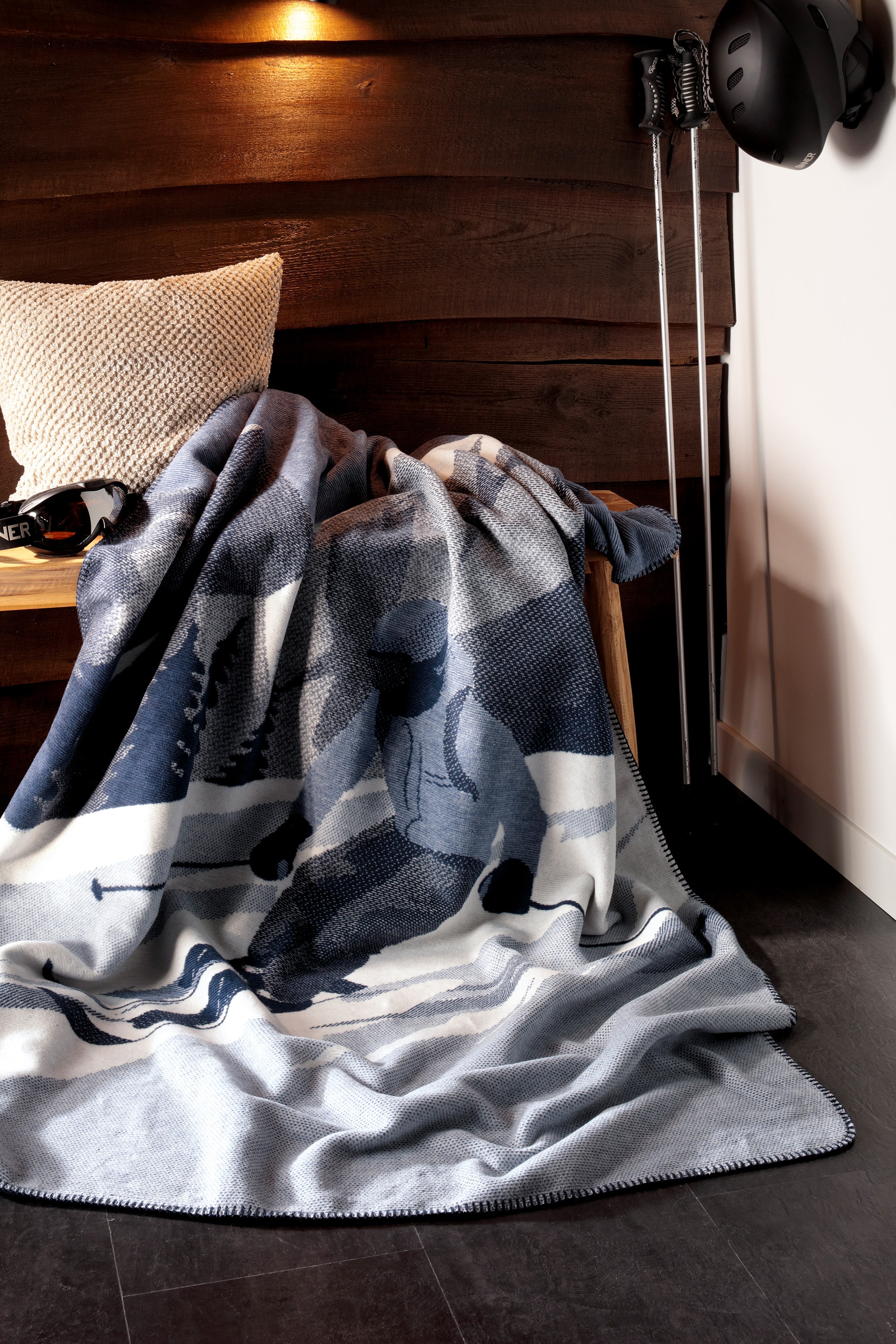 Biederlack Wohndecke »Snow Flow« die passende Kuscheldecke zum Lieblingshobby