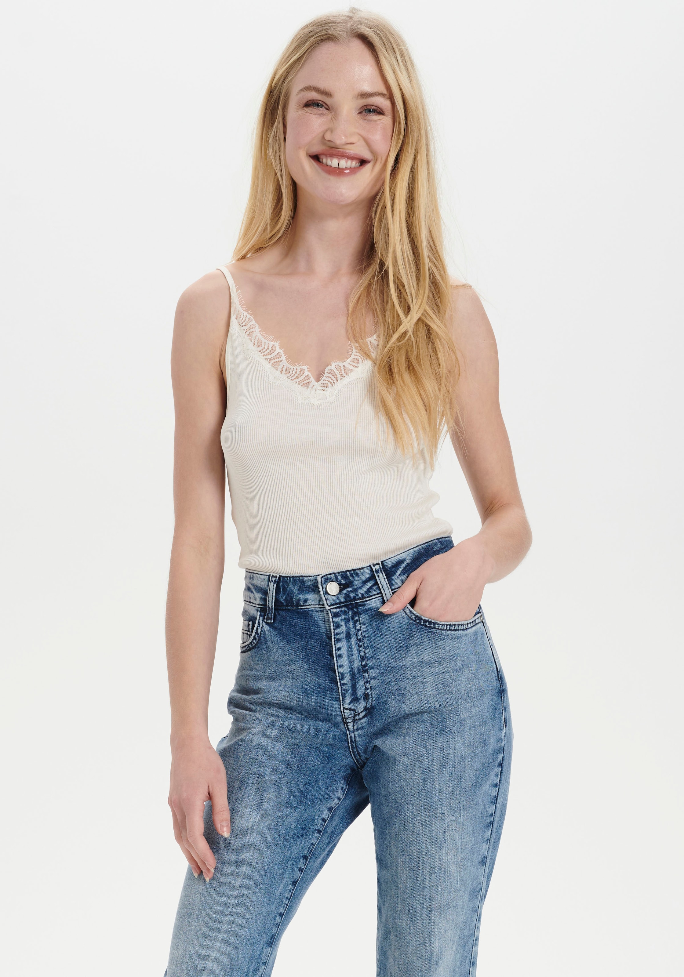 Image of Saint Tropez Spaghettitop "SZ-MAYA STRAP TOP" mit Seidenanteil