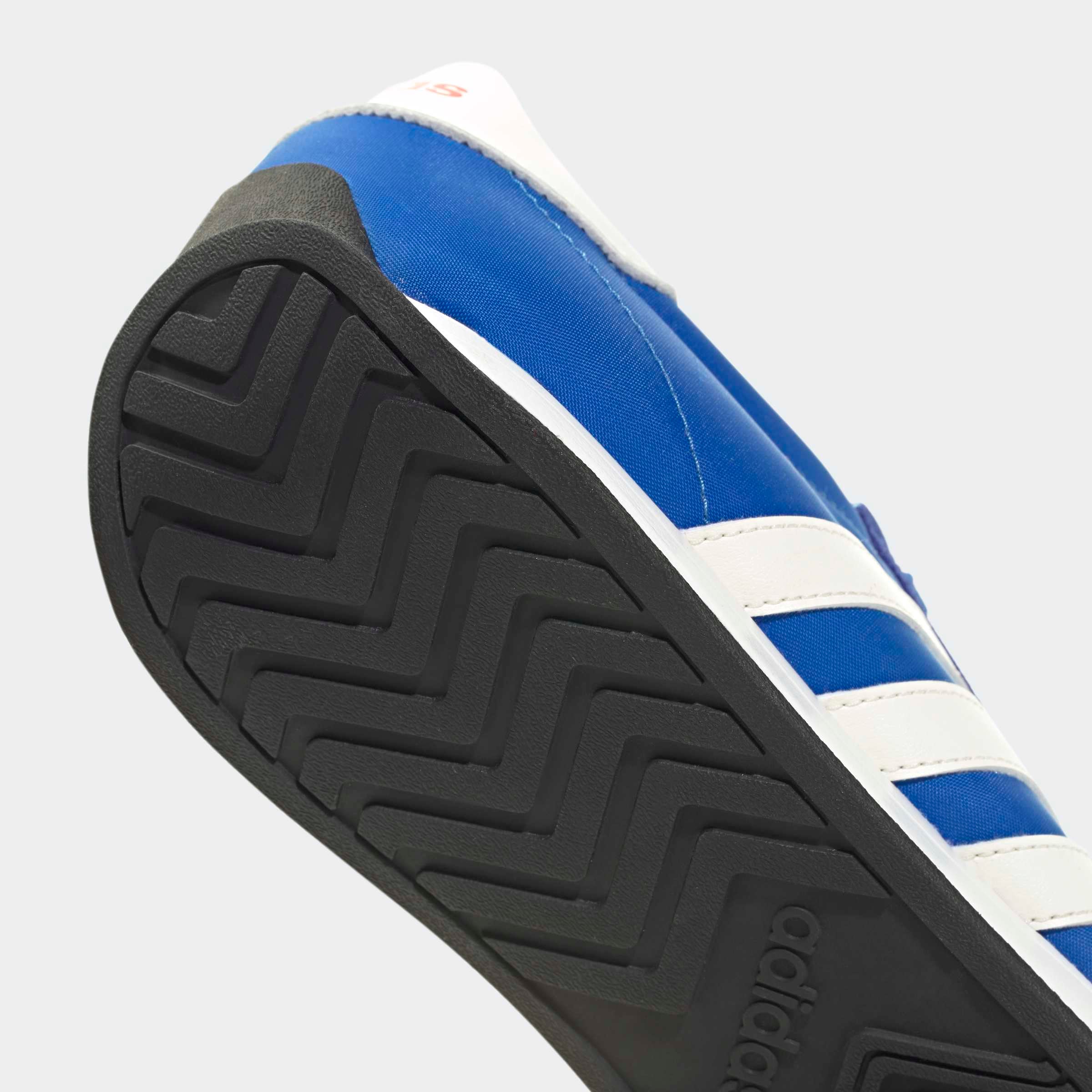 adidas Sportswear Sneakers »RUNVISTA«