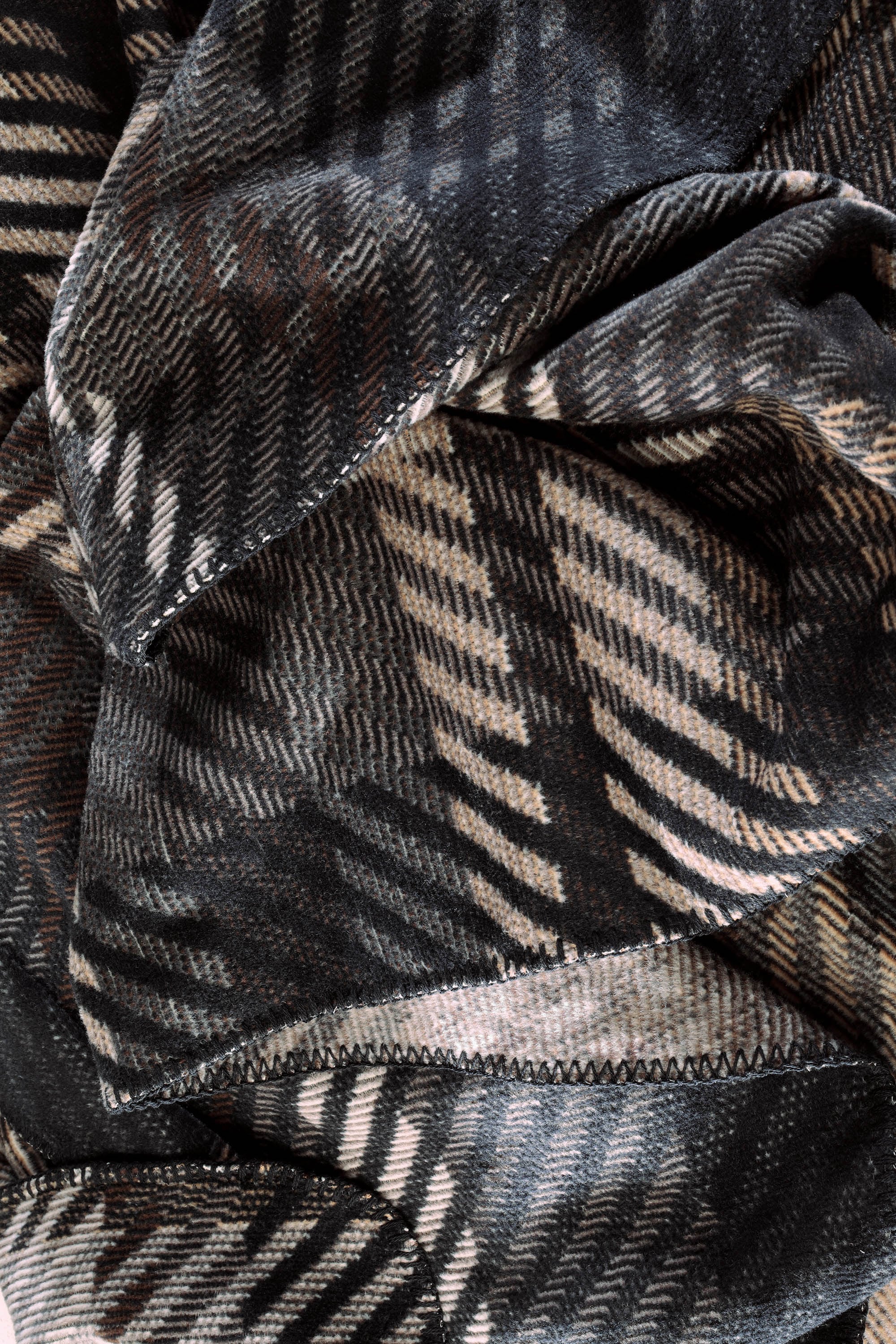 Biederlack Wohndecke »Midnicht Elegance mit geketteltem Zierstich« Made in Germany